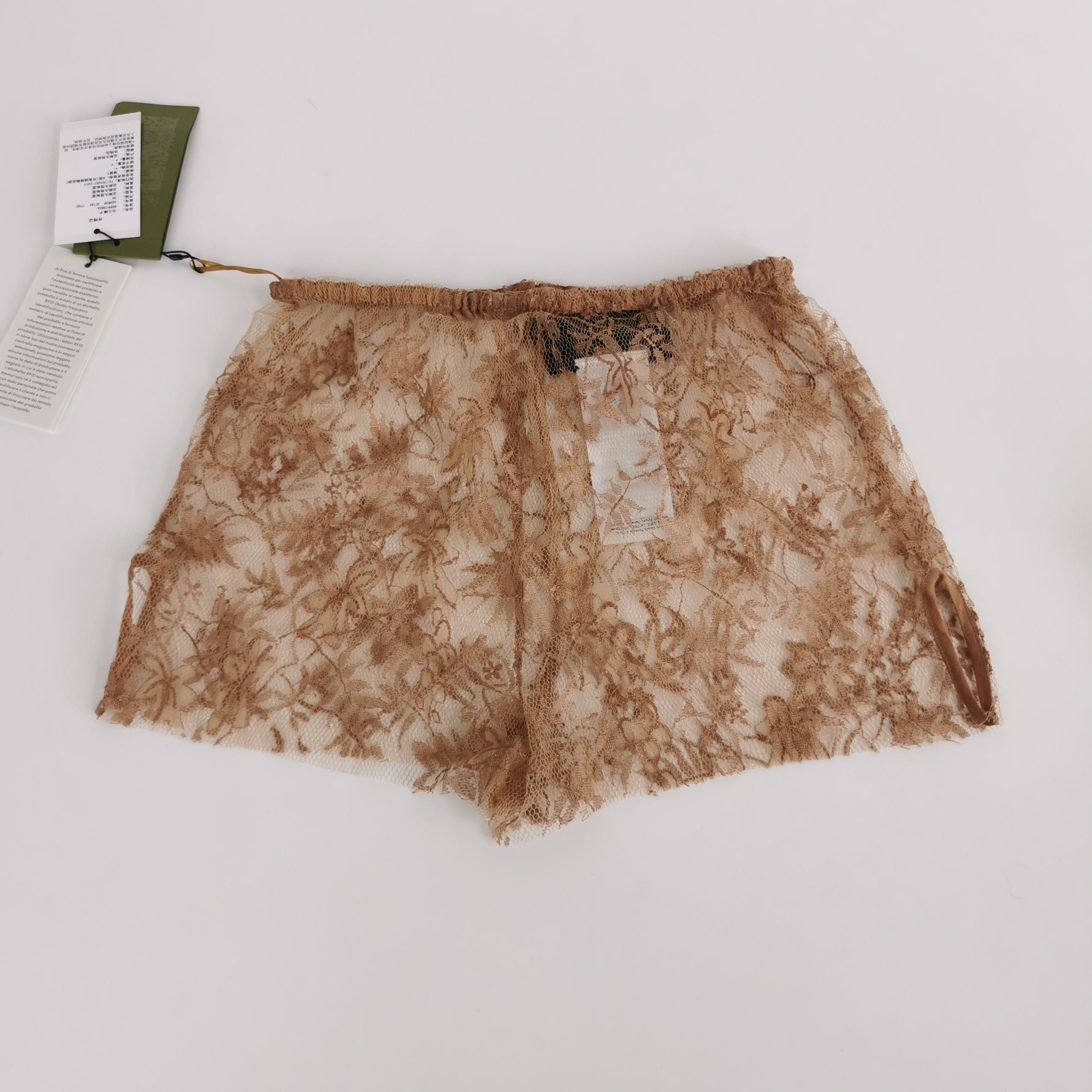 Gucci Gucci Lace Shorts Size 36 Size 25" / US 0 / IT 36 - 2 Thumbnail