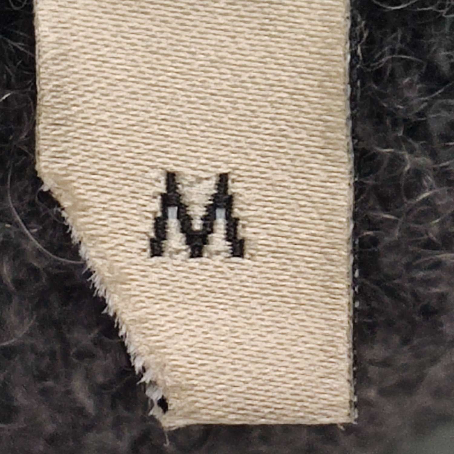 Gucci Gucci Cashmere V-Neck Cardigan Size M Size US M / EU 48-50 / 2 - 8 Thumbnail