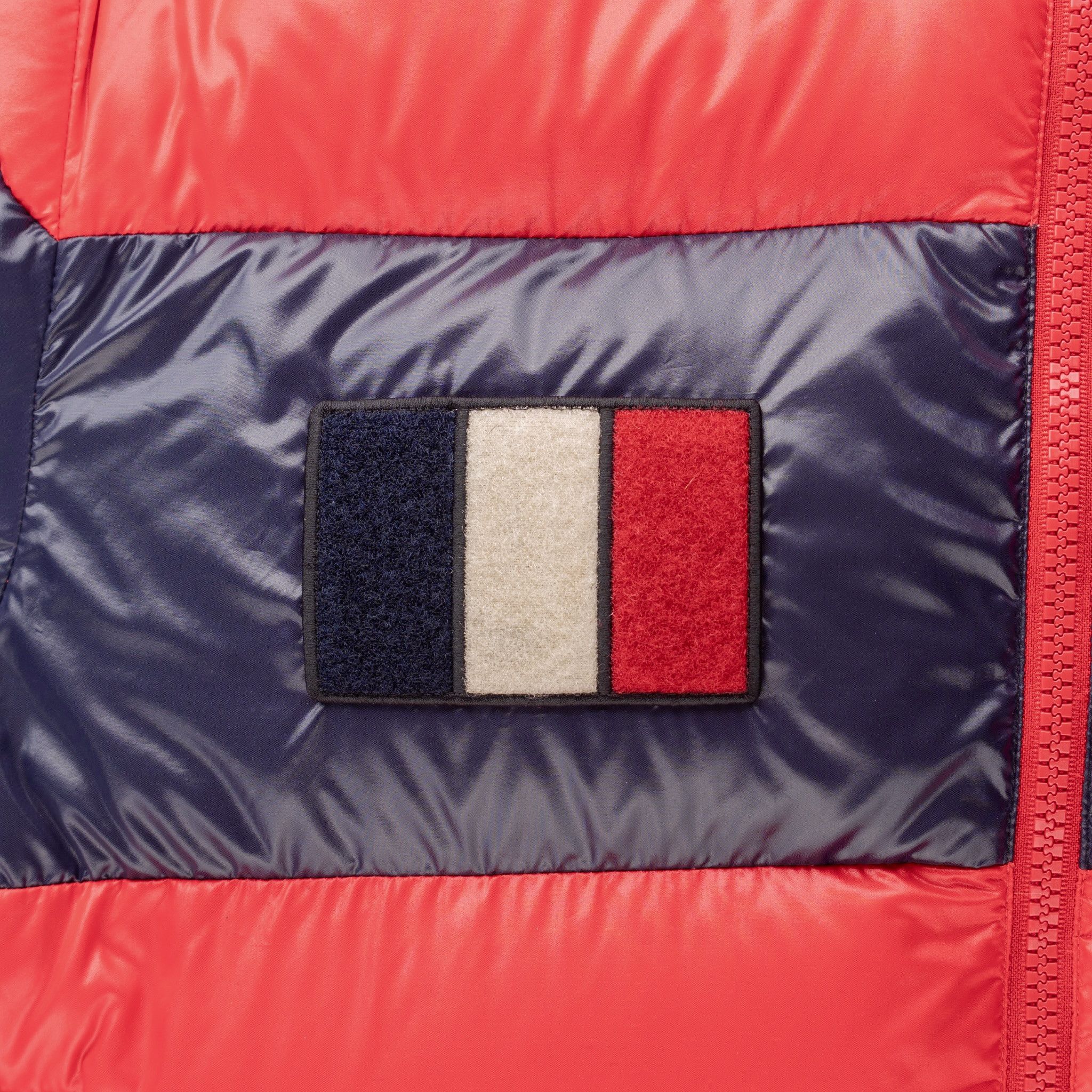 Moncler Gary Short Down Jacket Red Navy Blue White Size US XXL / EU 58 / 5 - 3 Thumbnail