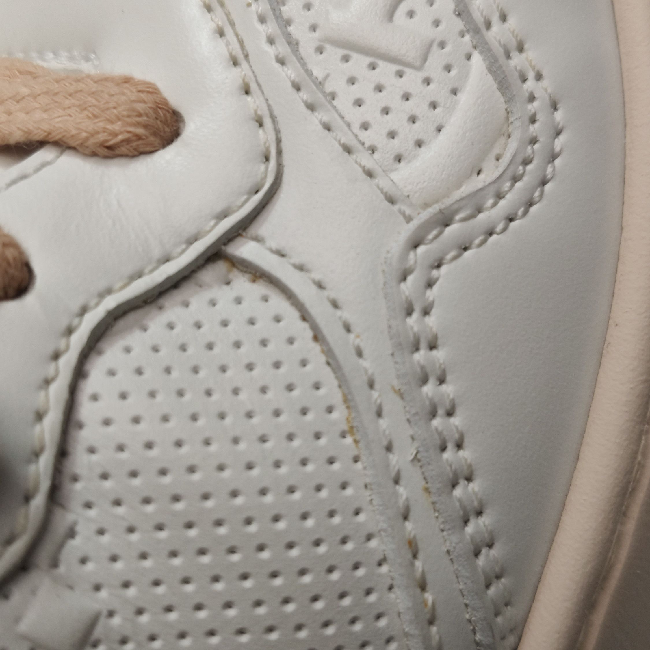 Gucci Gucci Women 5-5 Lowtop Sneakers Size US 5.5 / IT 35.5 - 7 Thumbnail