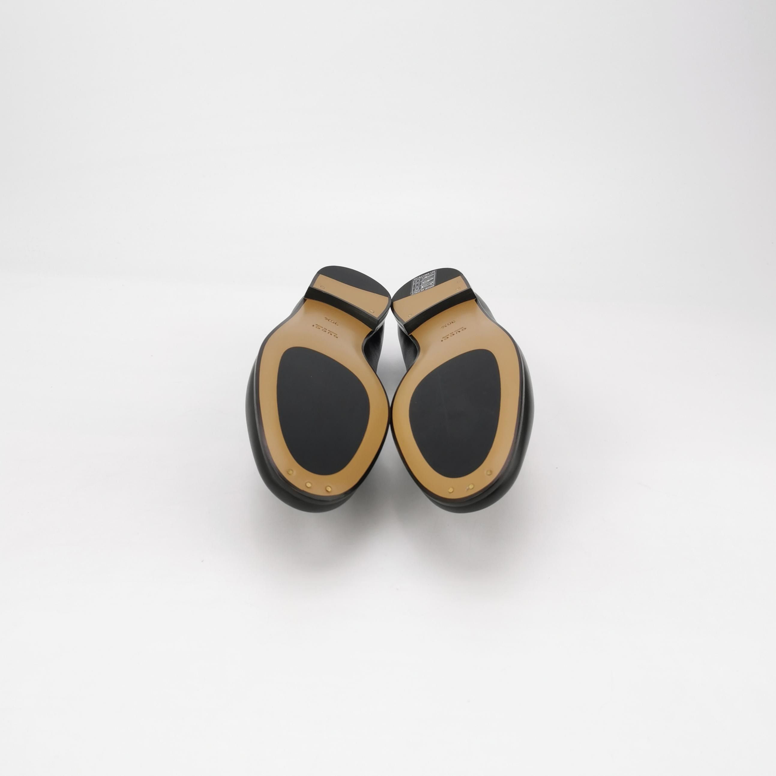 Gucci Gucci Women 6-5 Flats Size US 6.5 / IT 36.5 - 5 Thumbnail