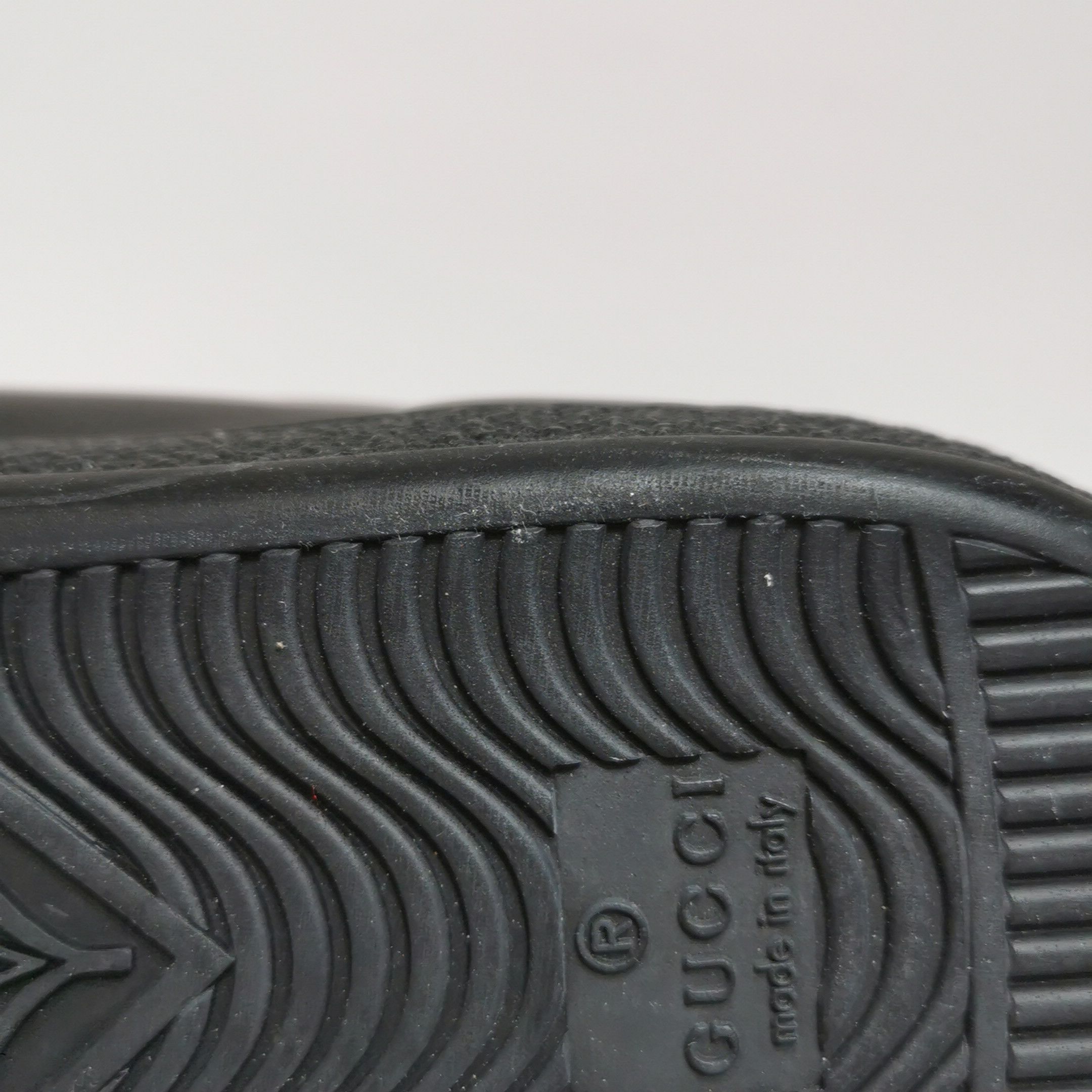 Gucci Gucci Women 6-5 Lowtop Sneakers Size US 6.5 / IT 36.5 - 16 Thumbnail