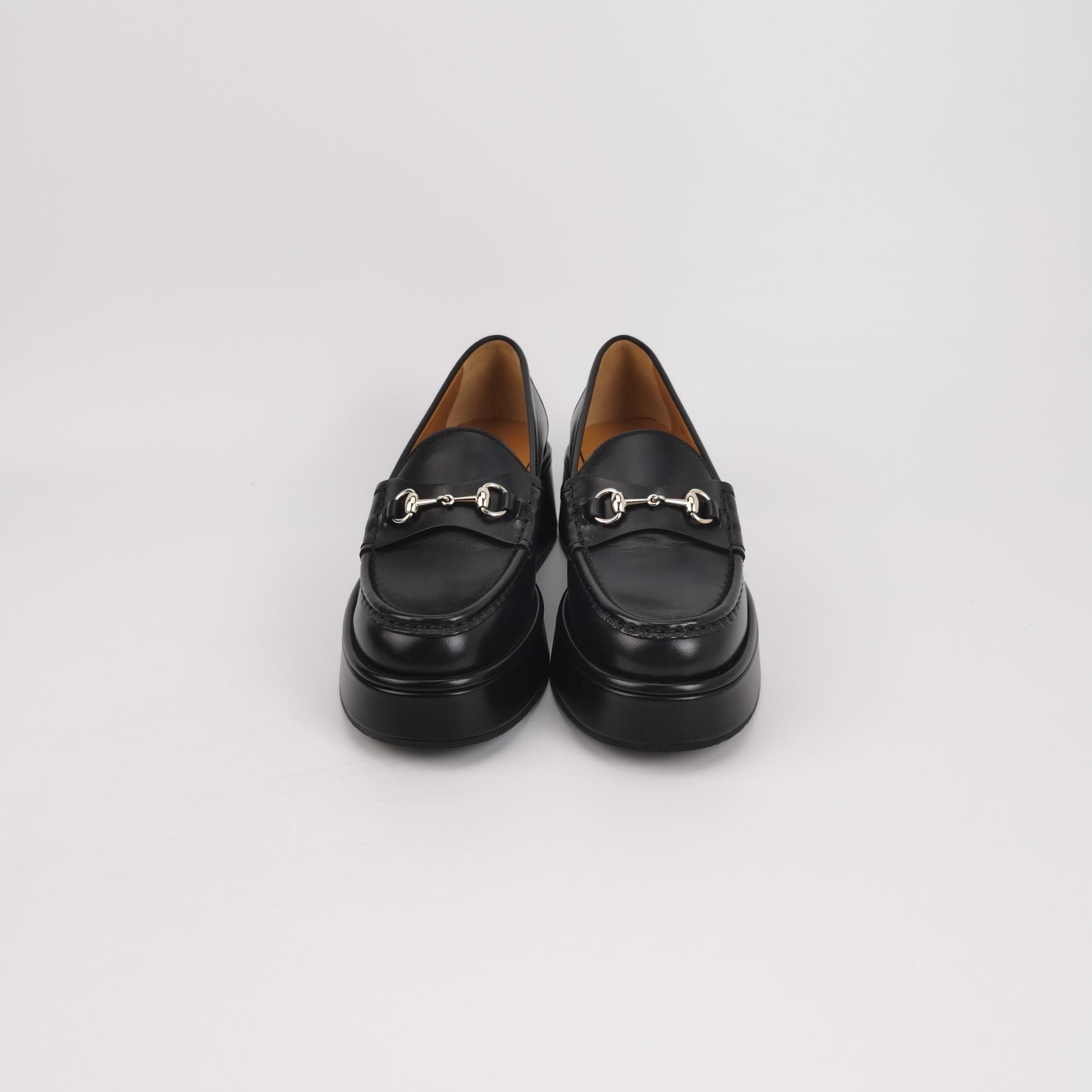 Gucci Gucci Women 6-5 Flats Size US 6.5 / IT 36.5 - 3 Thumbnail