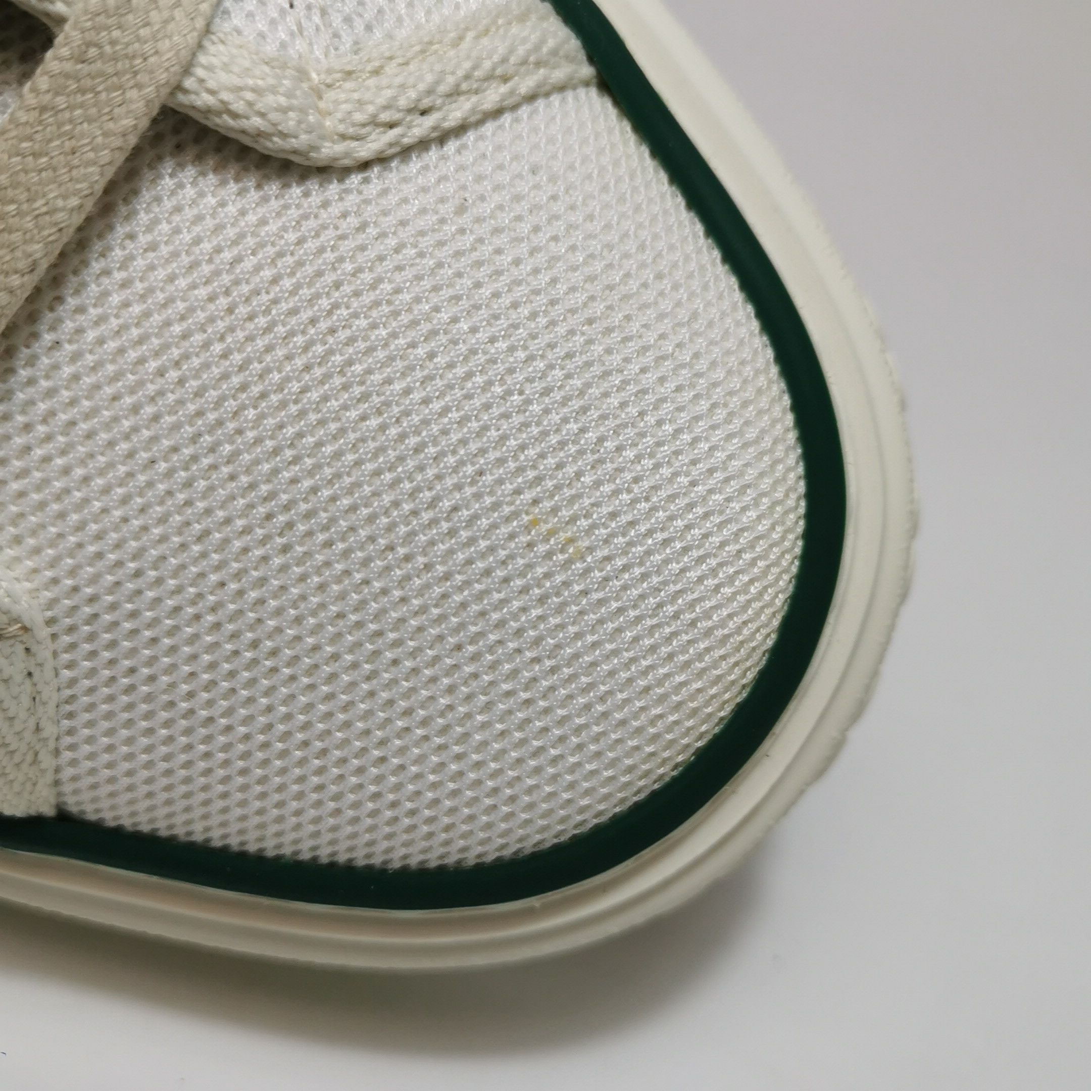 Gucci Gucci Women 7 Lowtop Sneakers Size US 7 / IT 37 - 8 Thumbnail