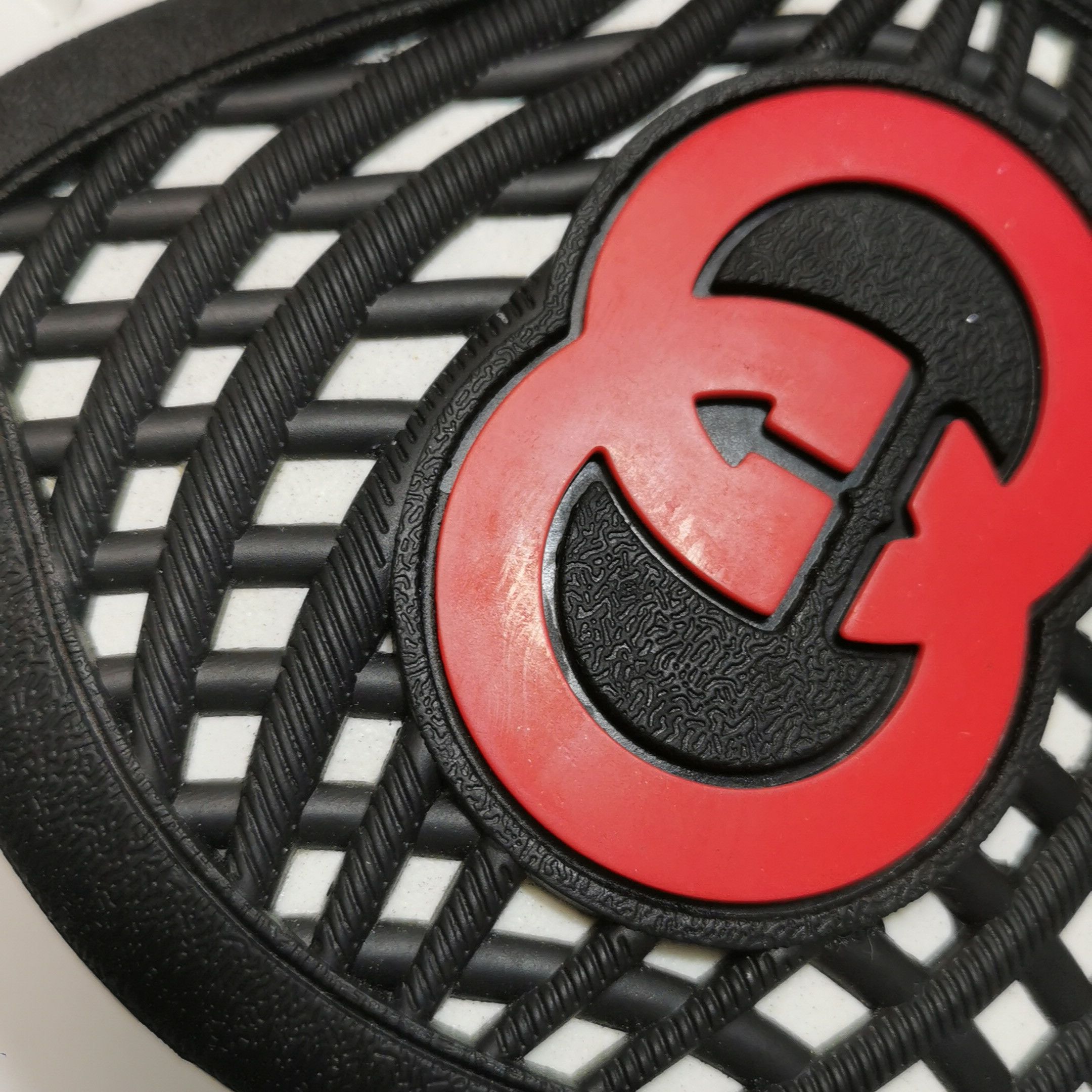 Gucci Gucci Women 5 Lowtop Sneakers Size US 5 / IT 35 - 8 Thumbnail