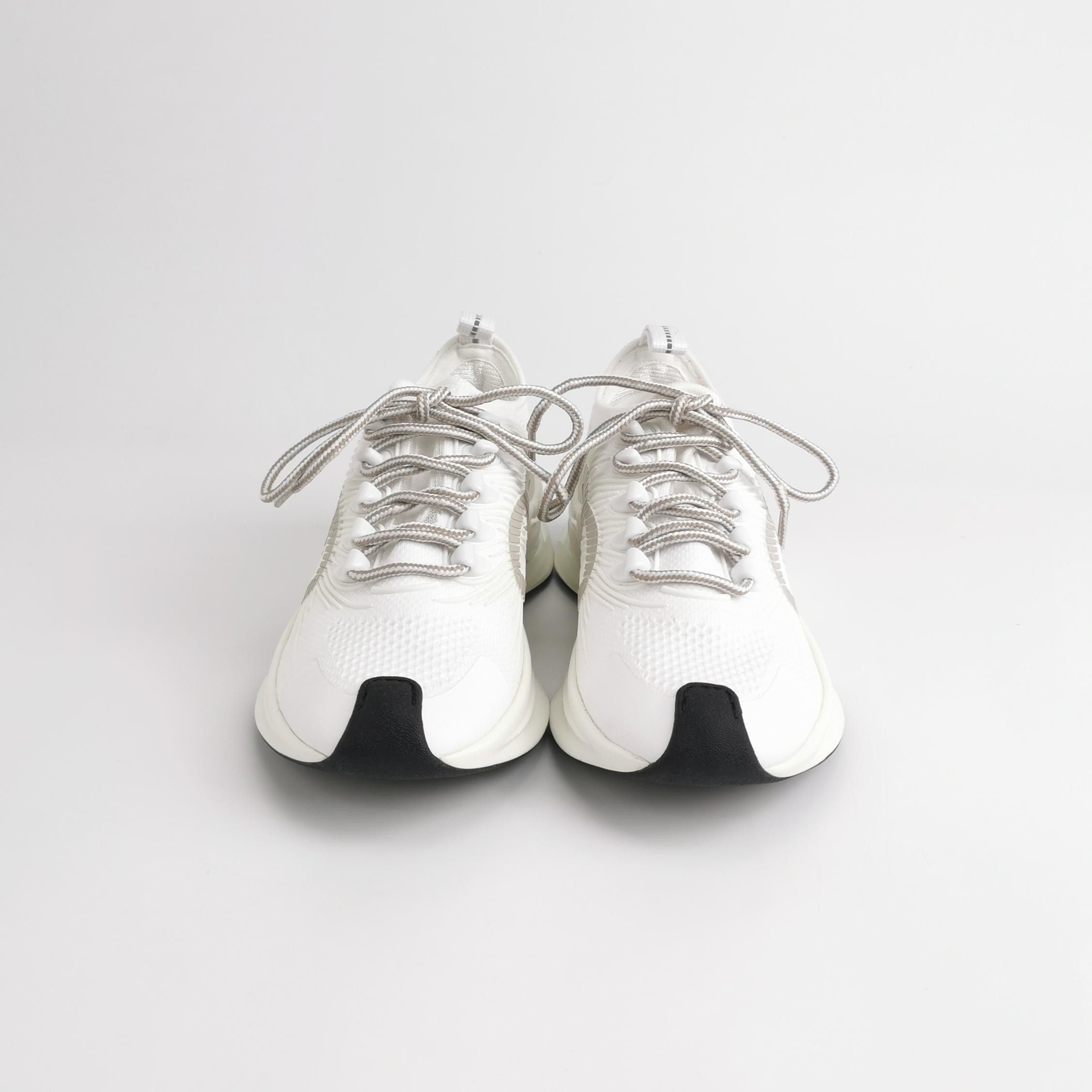 Gucci Gucci Women 5 Lowtop Sneakers Size US 5 / IT 35 - 3 Thumbnail