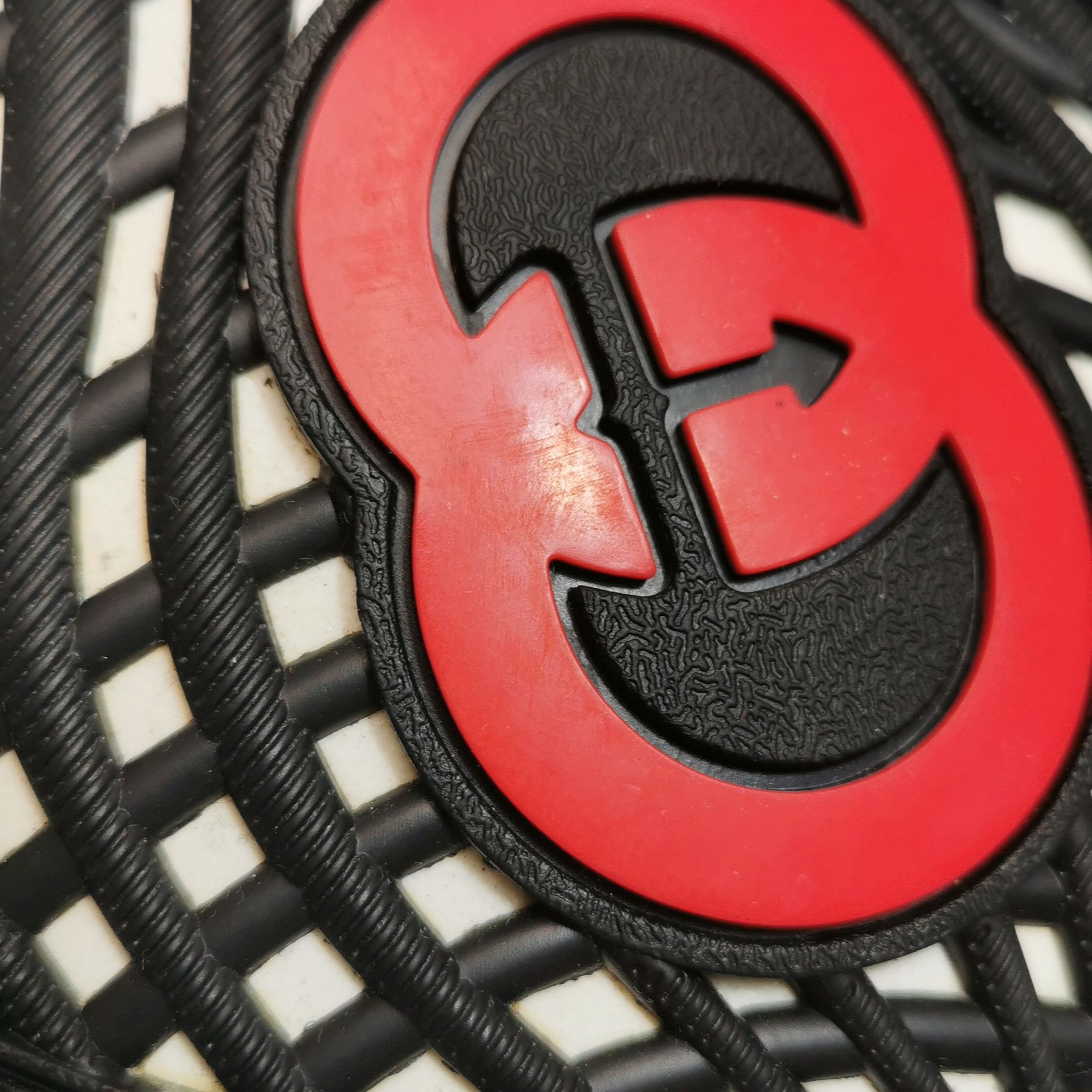 Gucci Gucci Women 5 Lowtop Sneakers Size US 5 / IT 35 - 9 Thumbnail