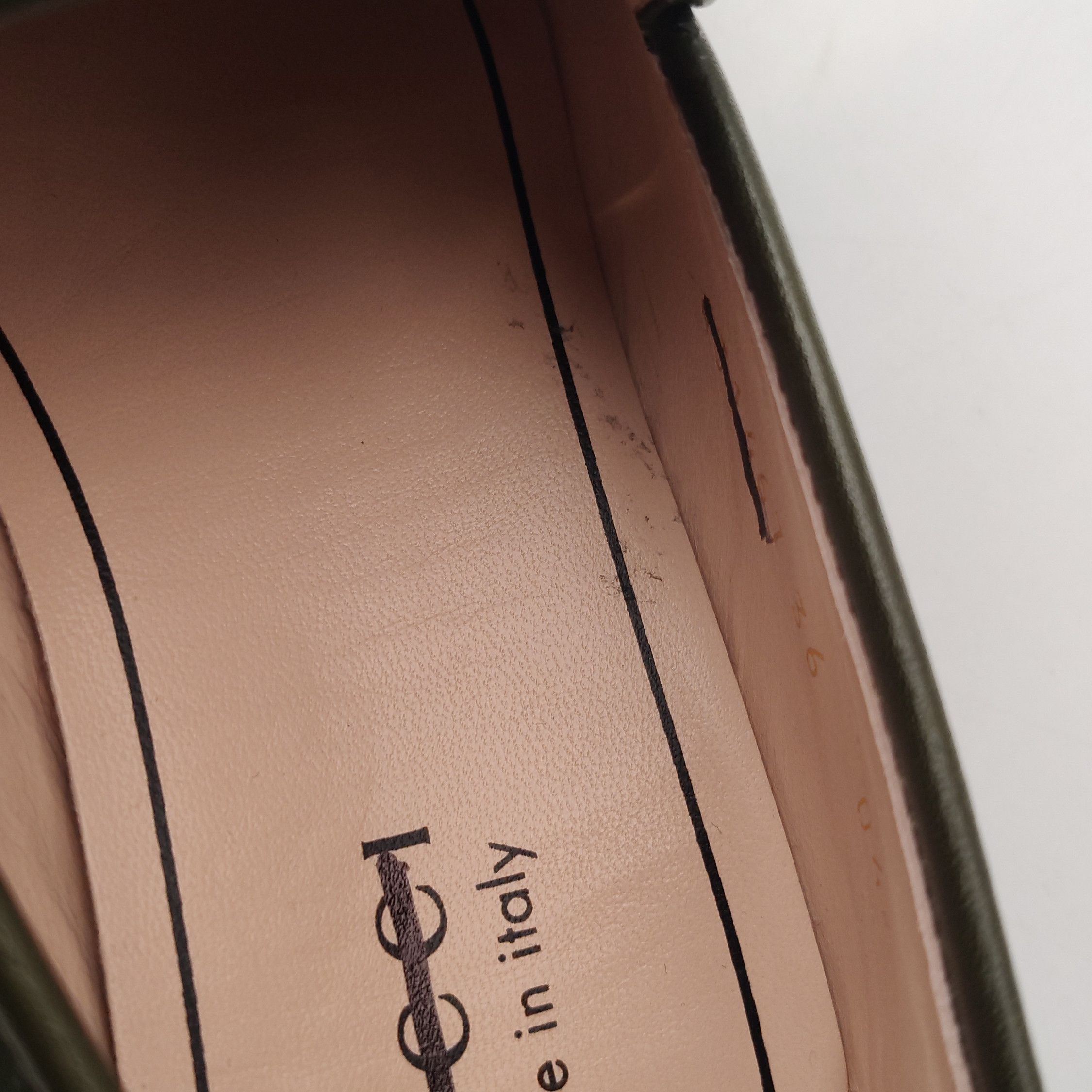 Gucci Gucci Women 6 Flats Size US 6 / IT 36 - 9 Thumbnail
