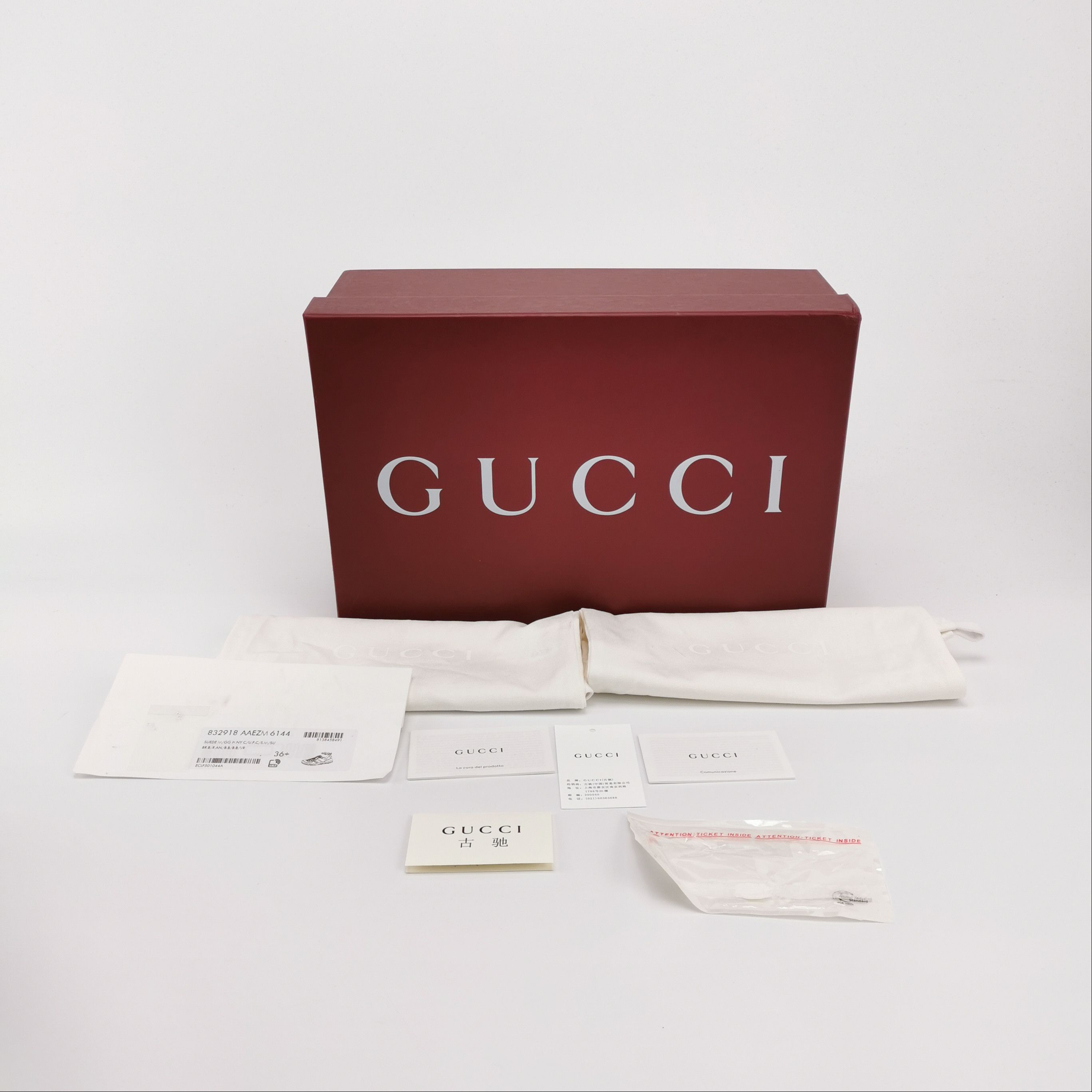 Gucci Gucci Women 6-5 Lowtop Sneakers Size US 6.5 / IT 36.5 - 6 Thumbnail