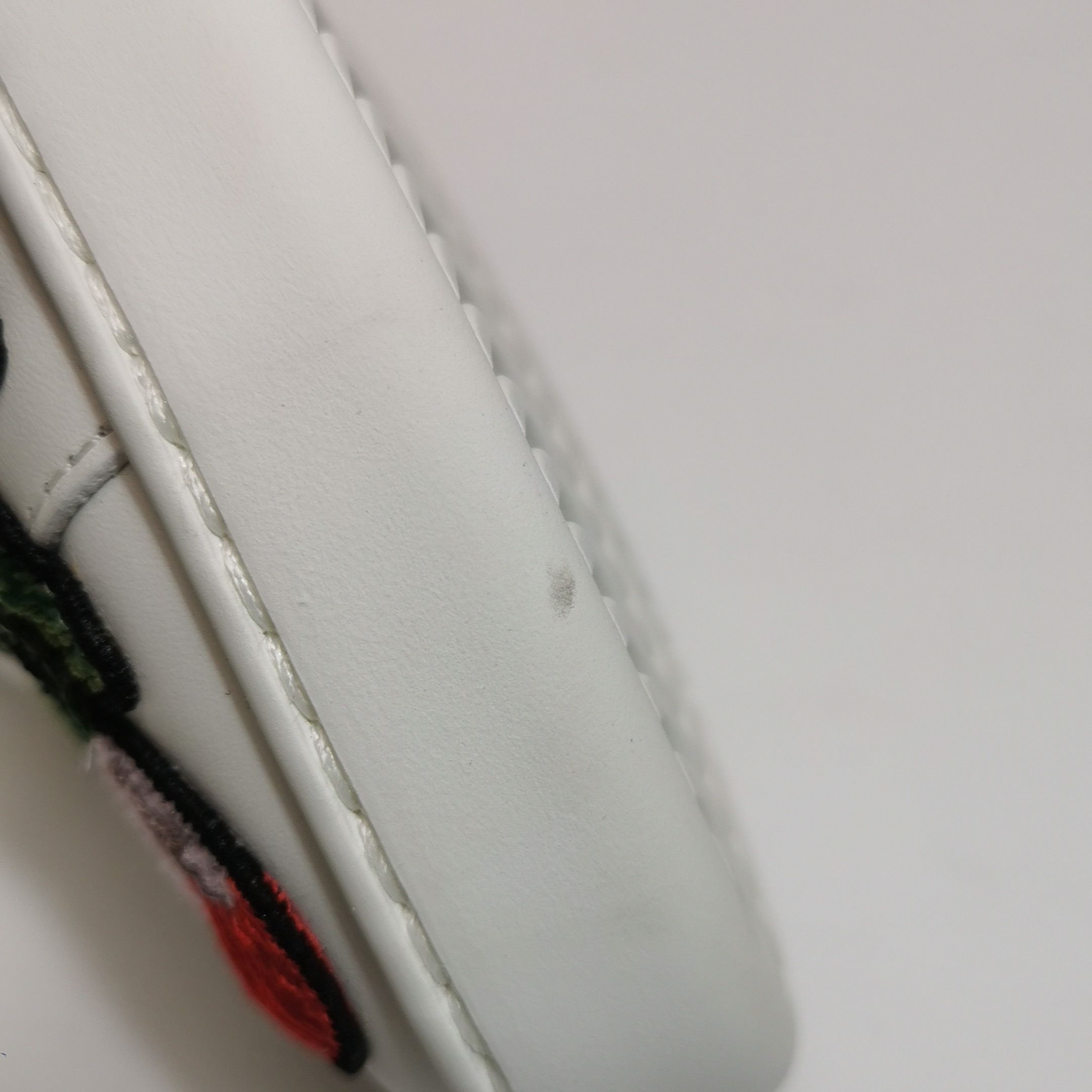 Gucci Gucci Women 8 Lowtop Sneakers Size US 8 / IT 38 - 9 Thumbnail