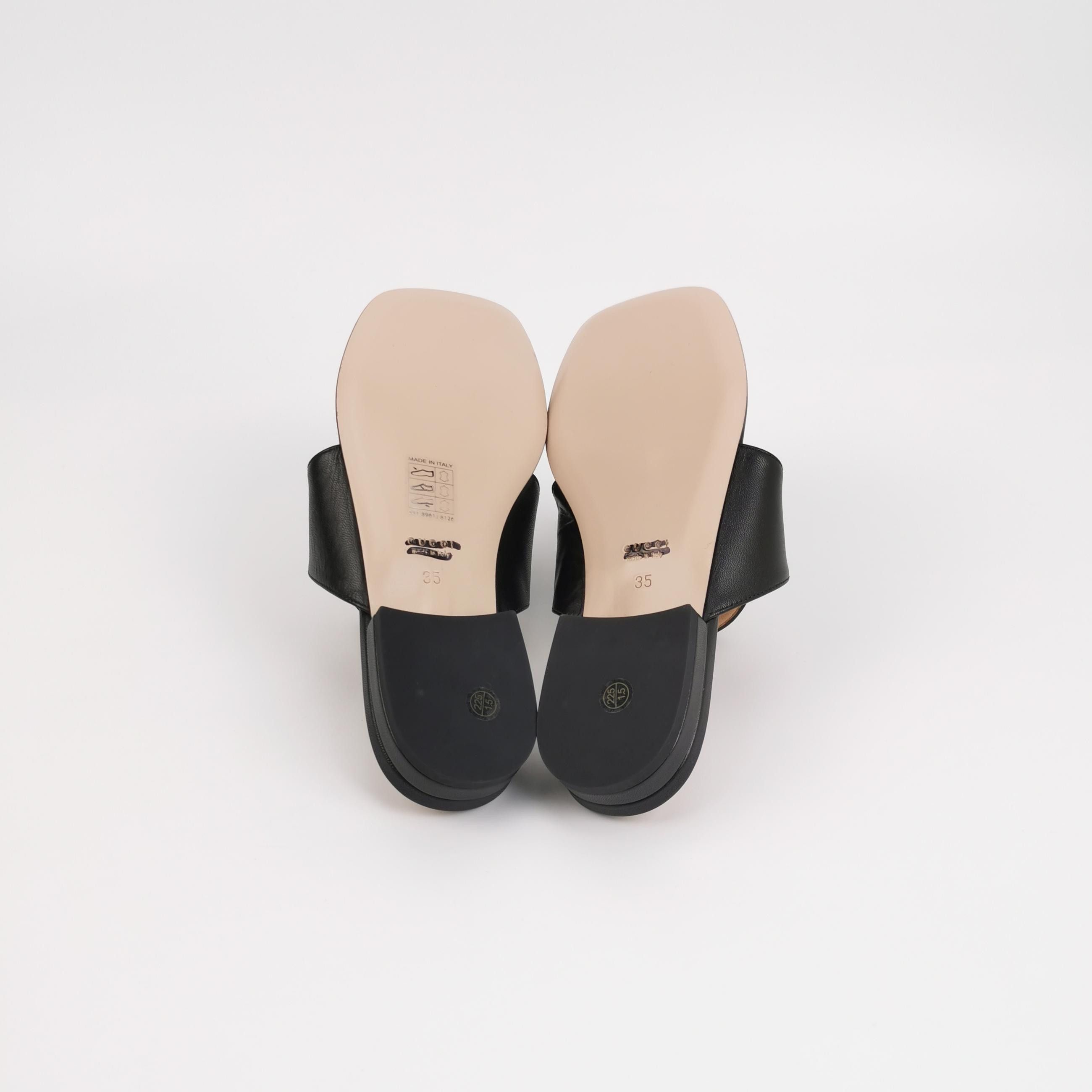 Gucci Gucci Women 5 Sandals Size US 5 / IT 35 - 5 Thumbnail