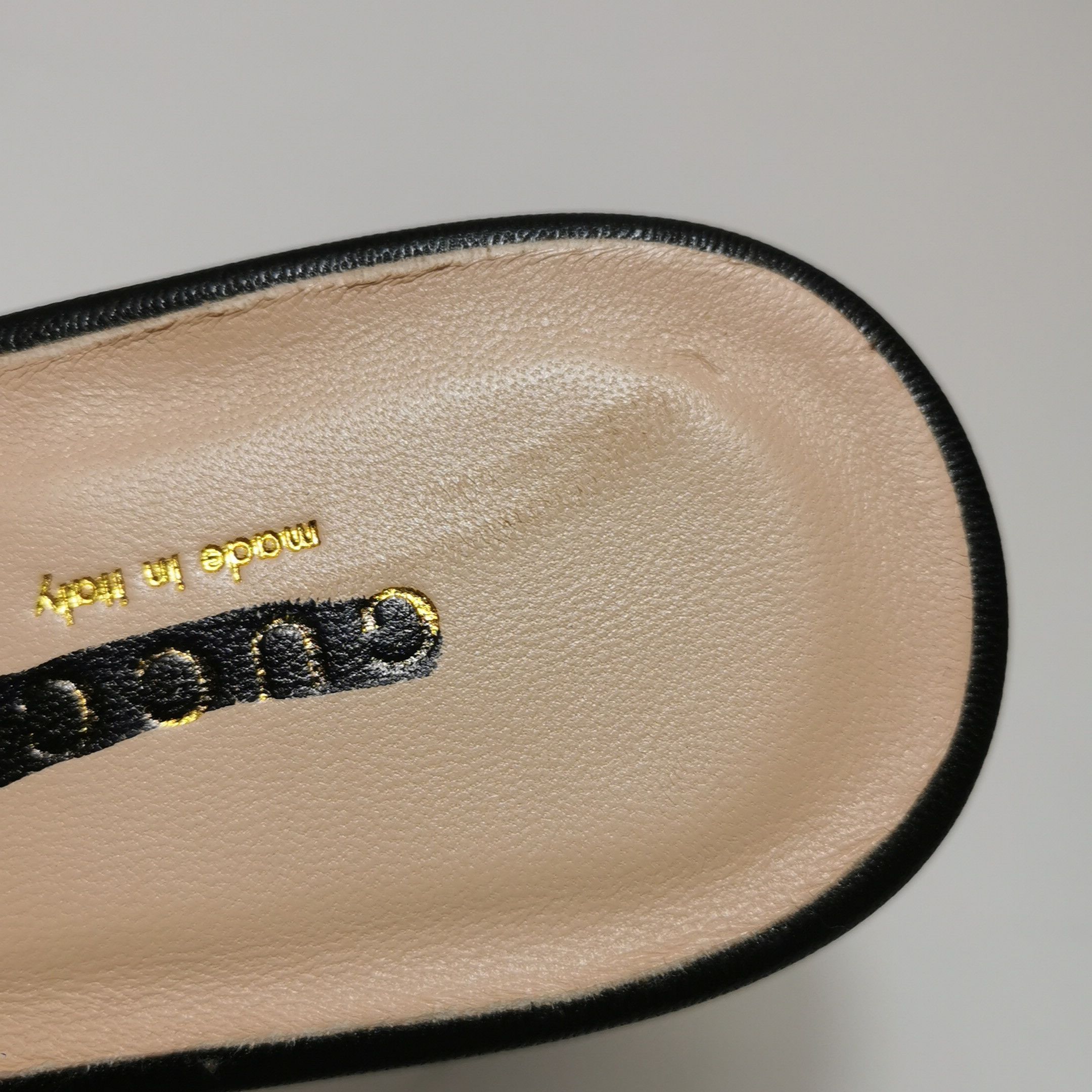 Gucci Gucci Women 5 Sandals Size US 5 / IT 35 - 11 Thumbnail