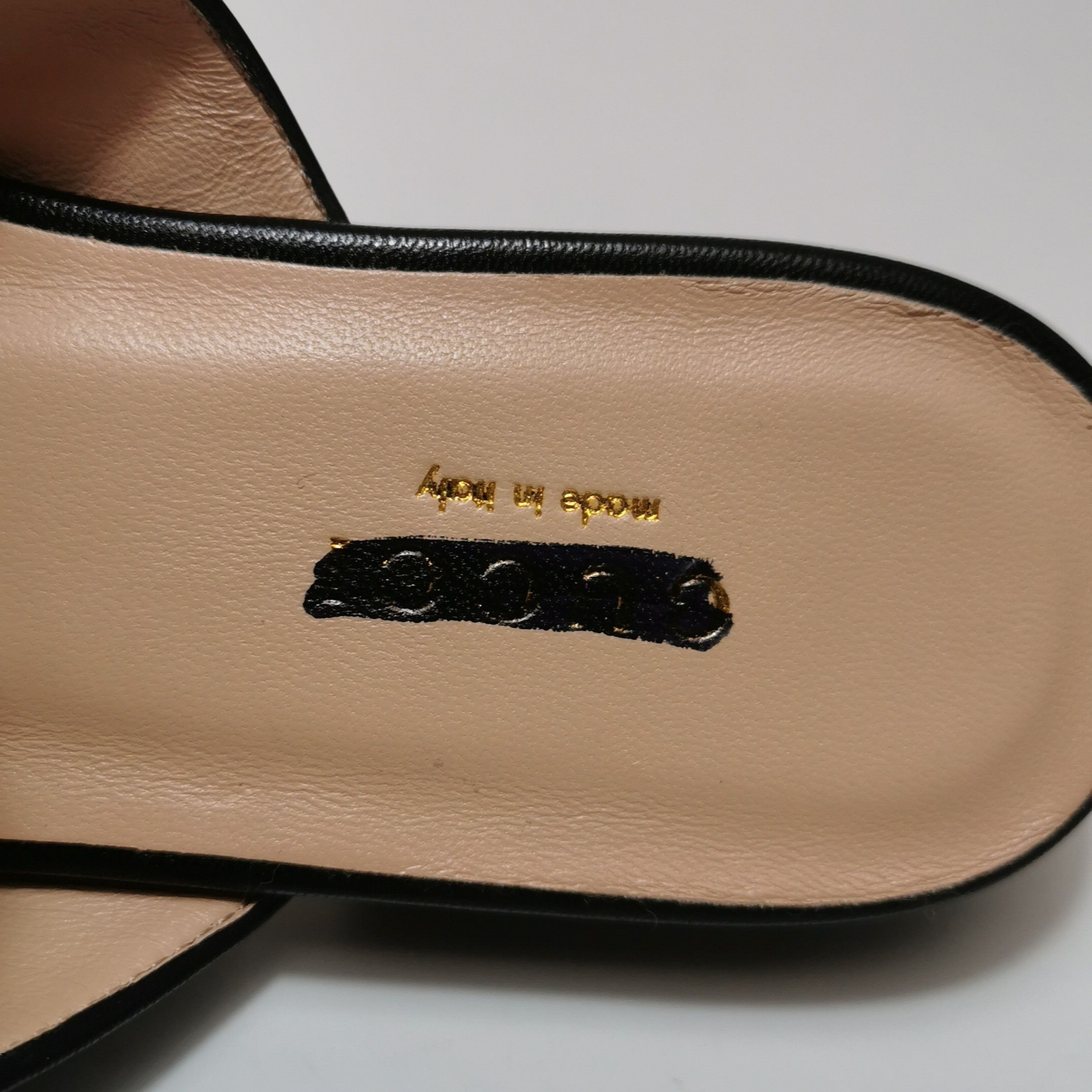Gucci Gucci Women 5 Sandals Size US 5 / IT 35 - 13 Thumbnail