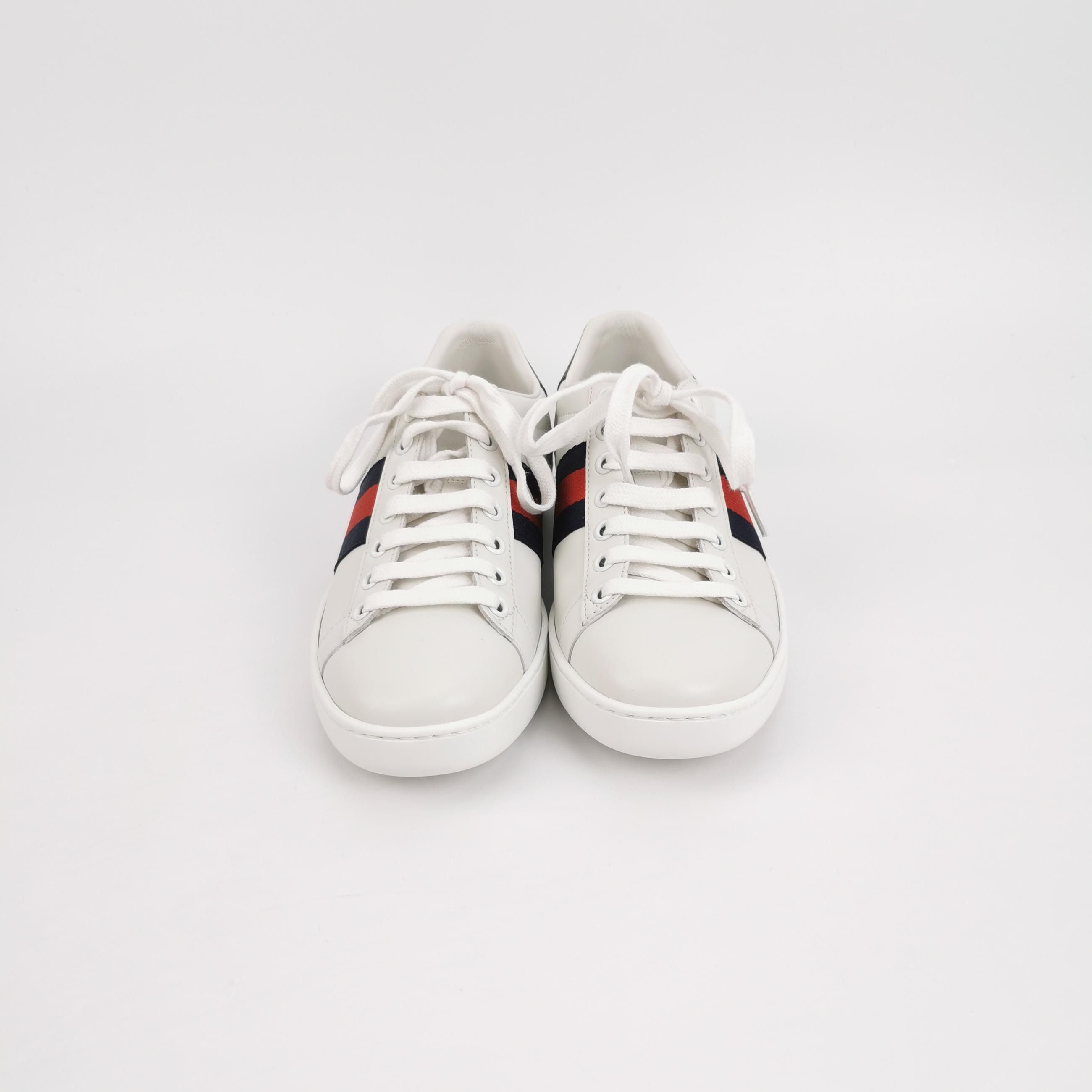 Gucci Gucci Women 5 Lowtop Sneakers Size US 5 / IT 35 - 3 Thumbnail
