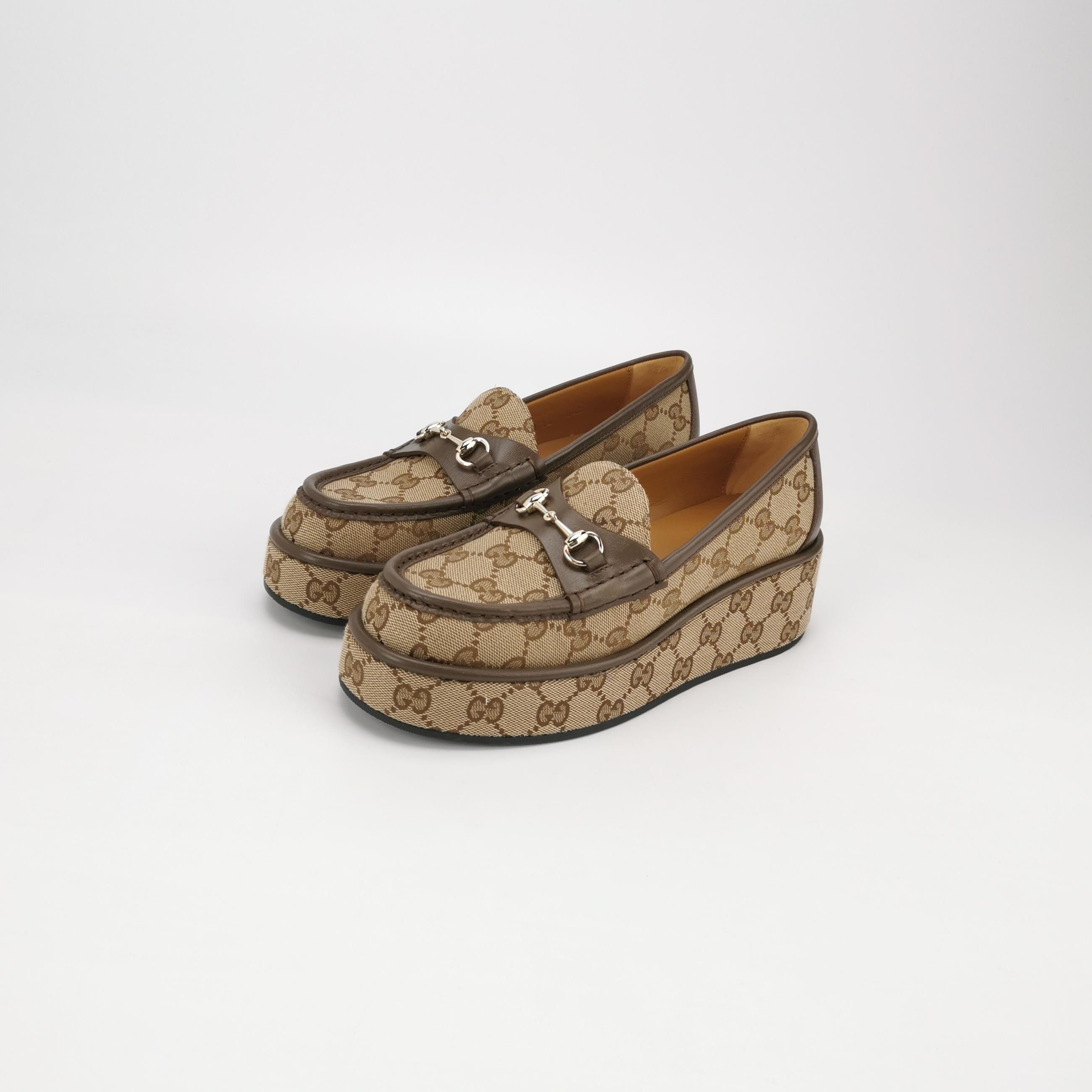 Gucci Gucci Women 6 Lowtop Sneakers Size US 6 / IT 36 - 2 Thumbnail