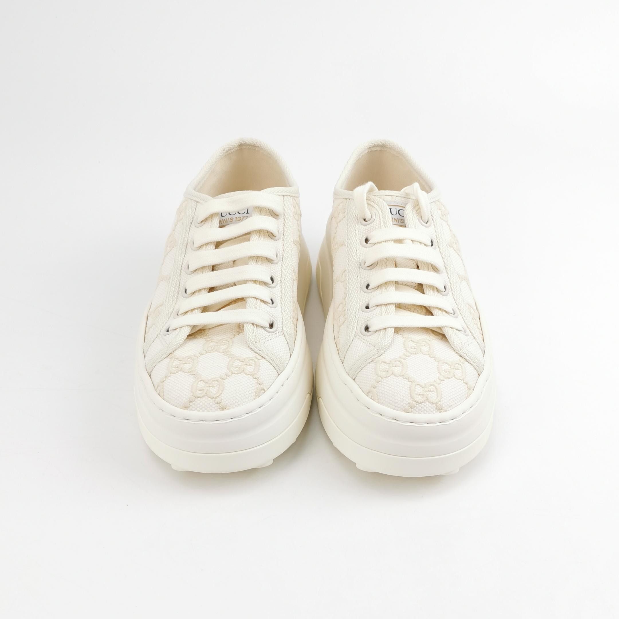 Gucci Gucci Women it_34 Lowtop Sneakers Size US 4 / IT 34 - 3 Thumbnail