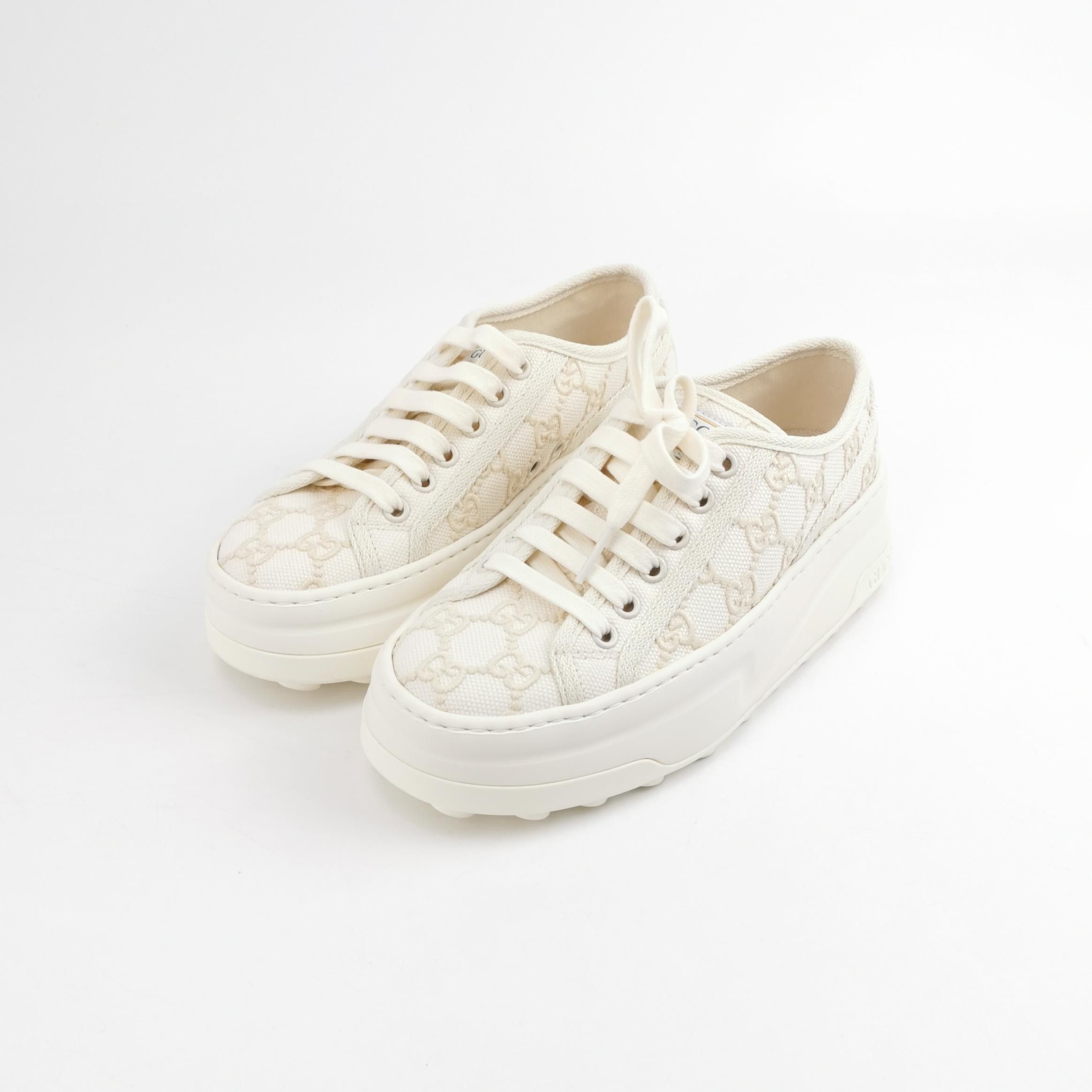 Gucci Gucci Women it_34 Lowtop Sneakers Size US 4 / IT 34 - 2 Thumbnail