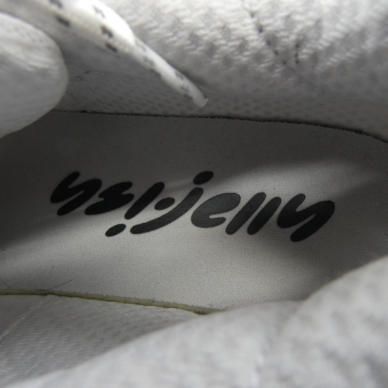 Other Other Adidas Sneakers Plastic / Synthetic Shoes JP9265 DUTY FREE for USA Size ONE SIZE - 6 Thumbnail