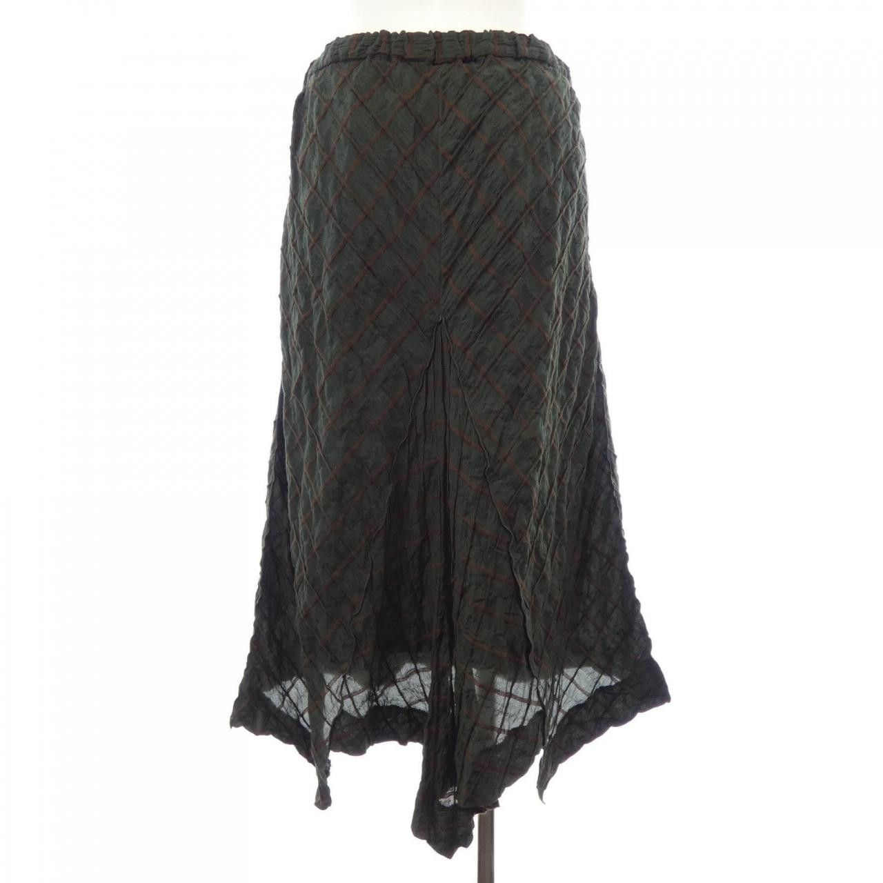 Other Other Haat Skirt Textile Skirts DUTY FREE for USA Size ONE SIZE - 2 Thumbnail