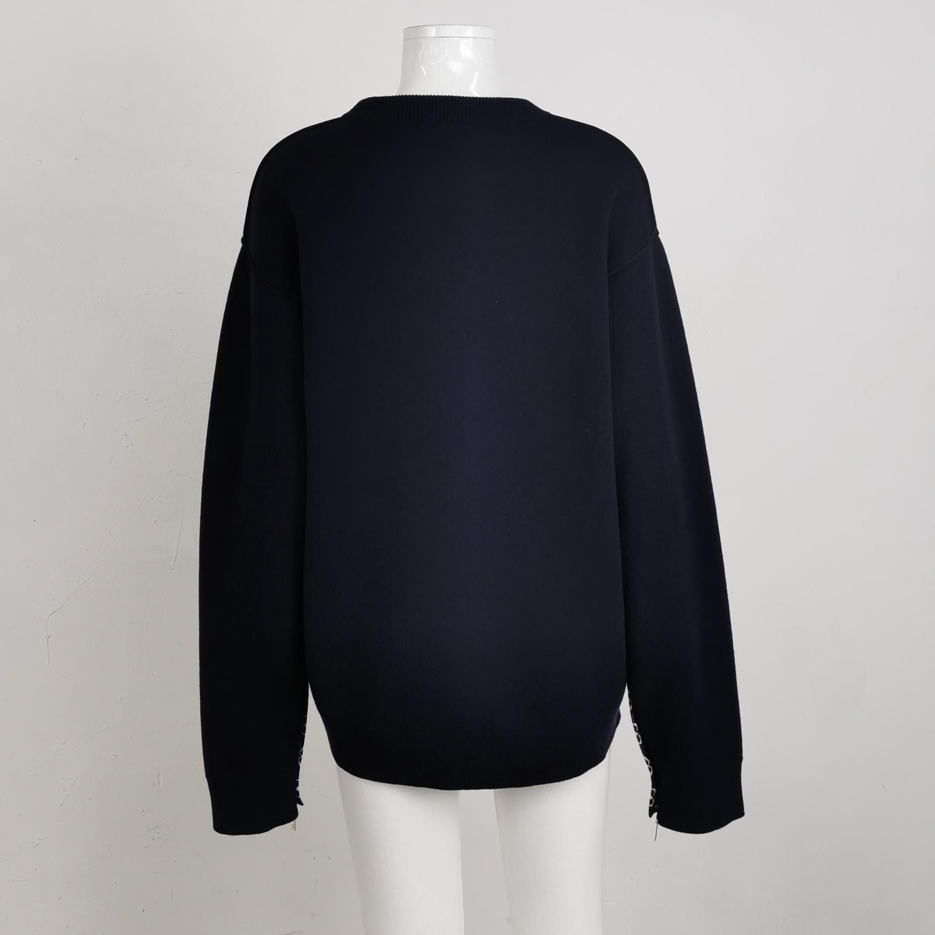 Louis Vuitton Monogram Detail Crewneck Sweater in Blue Size US S / EU 44-46 / 1 - 2 Thumbnail
