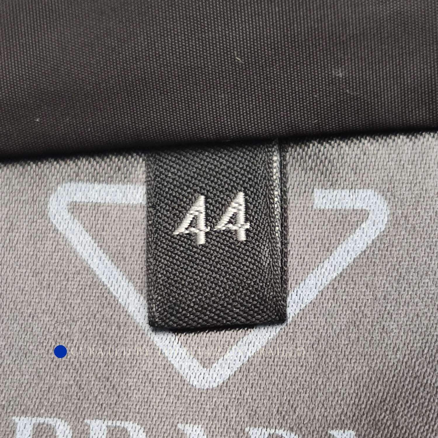 Prada Quilted Blouson Jacket in Black Size US S / EU 44-46 / 1 - 5 Thumbnail