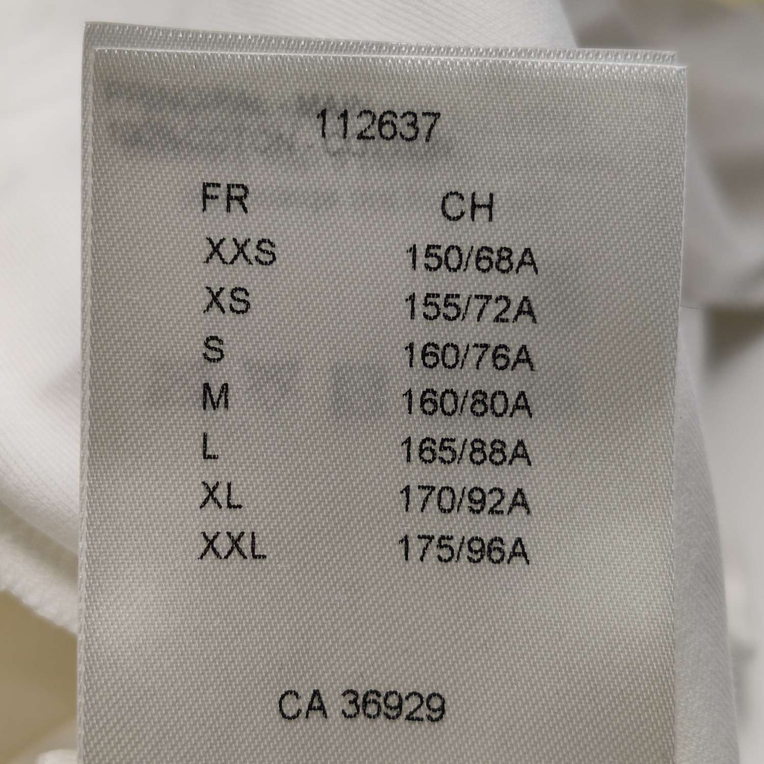 Louis Vuitton Logo Print T-Shirt in White, Size S Size US S / EU 44-46 / 1 - 8 Thumbnail