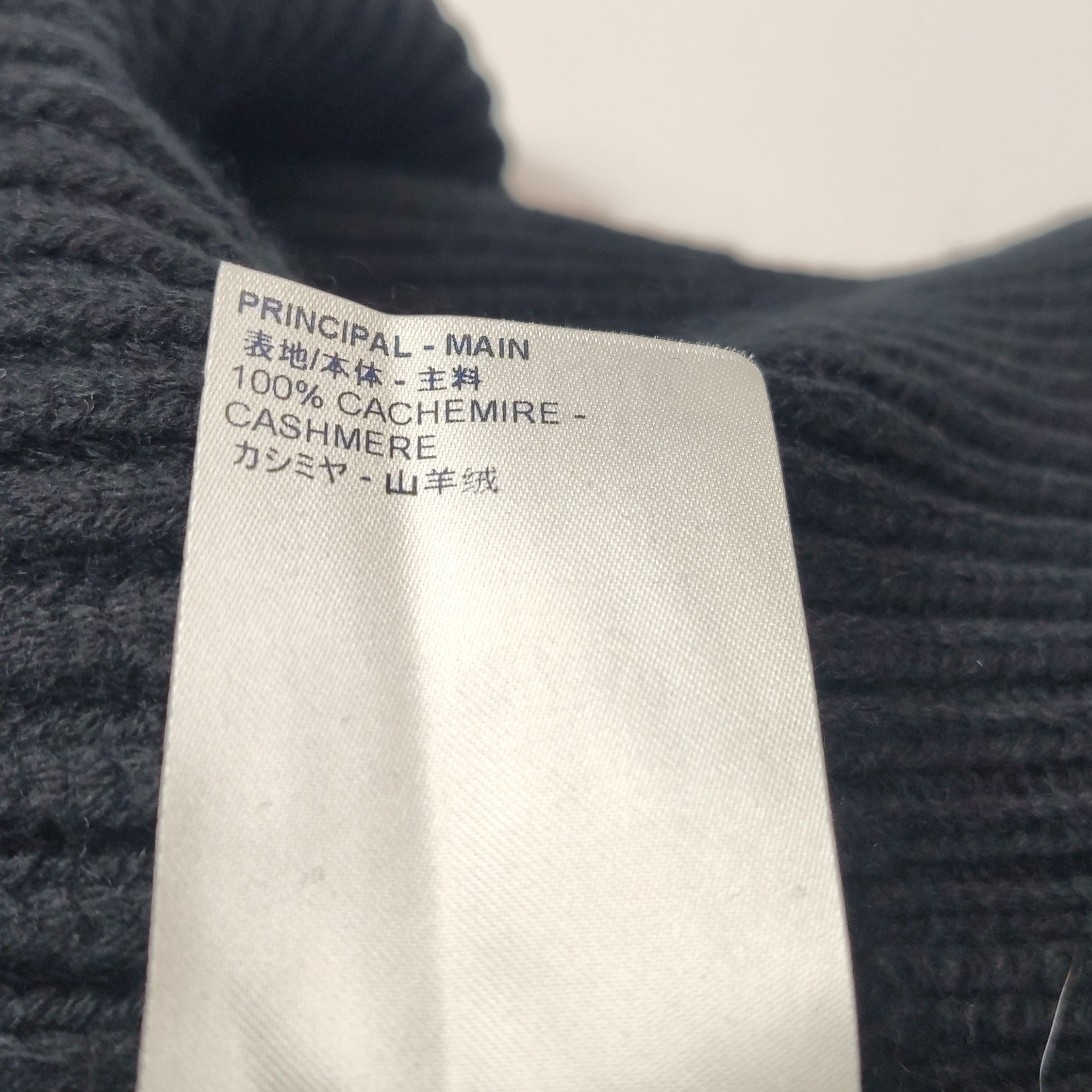 Louis Vuitton Cashmere Logo Sweater in Black Size US XS / EU 42 / 0 - 7 Thumbnail