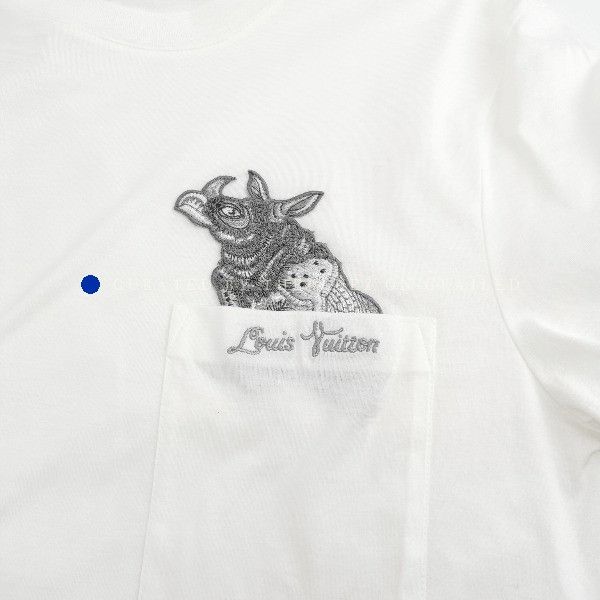 Louis Vuitton Rhino Pocket Tee in White - Size XS Size US XS / EU 42 / 0 - 3 Thumbnail