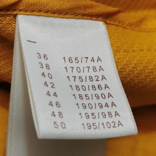 Louis Vuitton Stylish Yellow Cotton Shorts, Size 34 Size US 34 / EU 50 - 6 Thumbnail