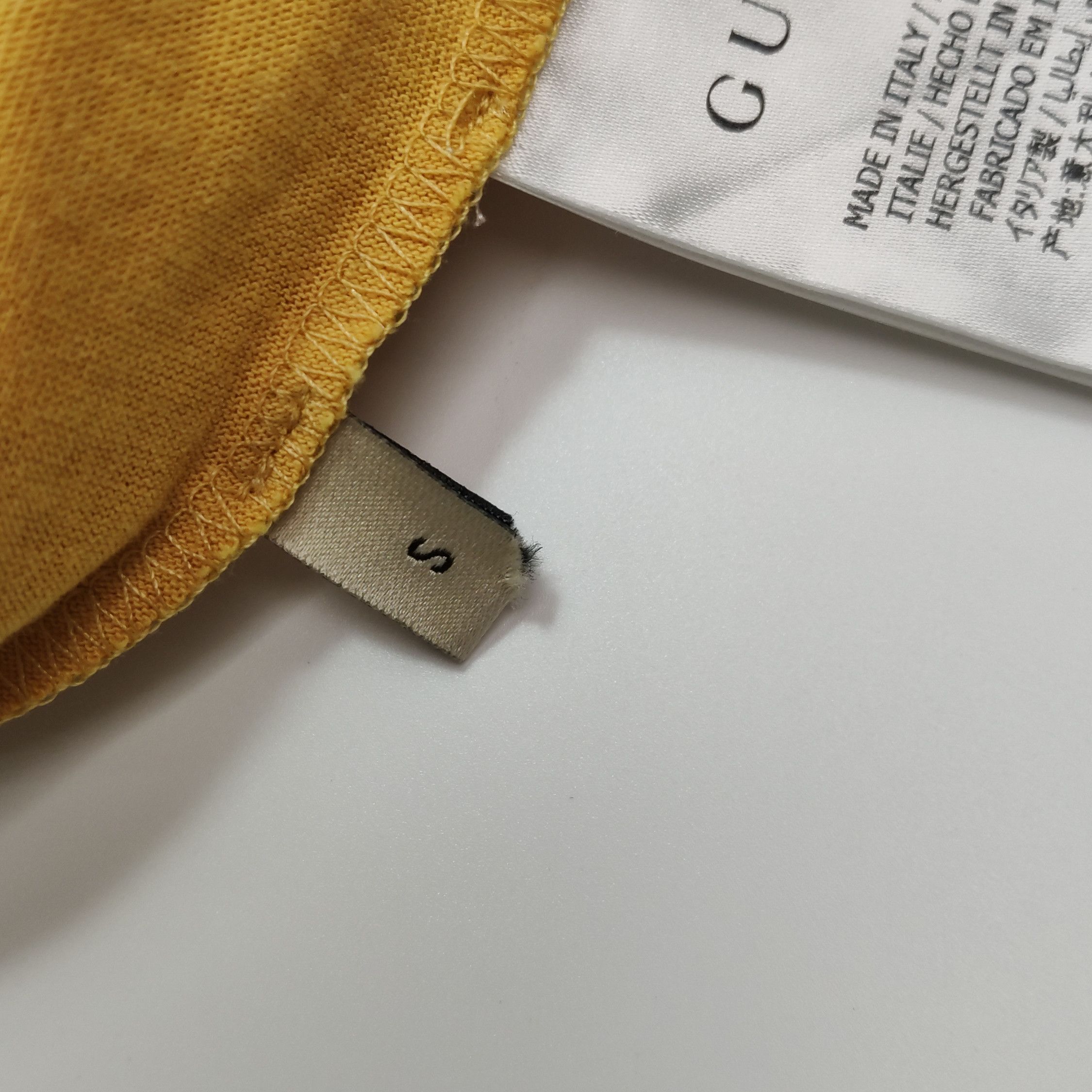 Gucci Vibrant Yellow Logo Tee Size US M / EU 48-50 / 2 - 9 Thumbnail