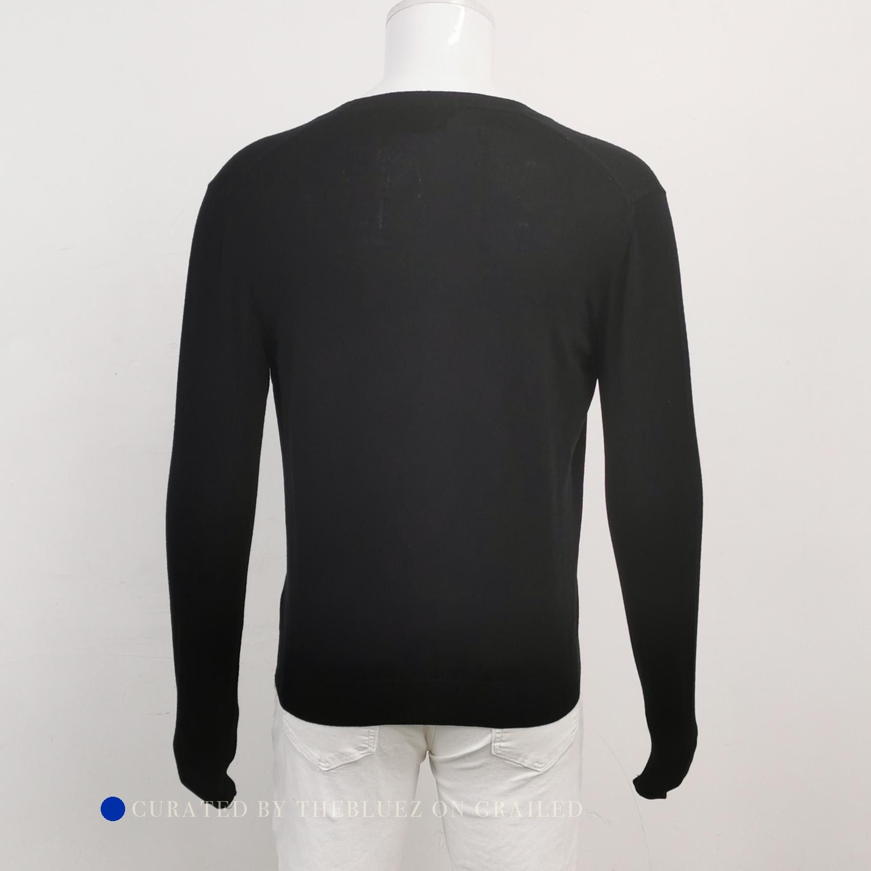 Prada Classic Black V-Neck Sweater Size US S / EU 44-46 / 1 - 2 Thumbnail