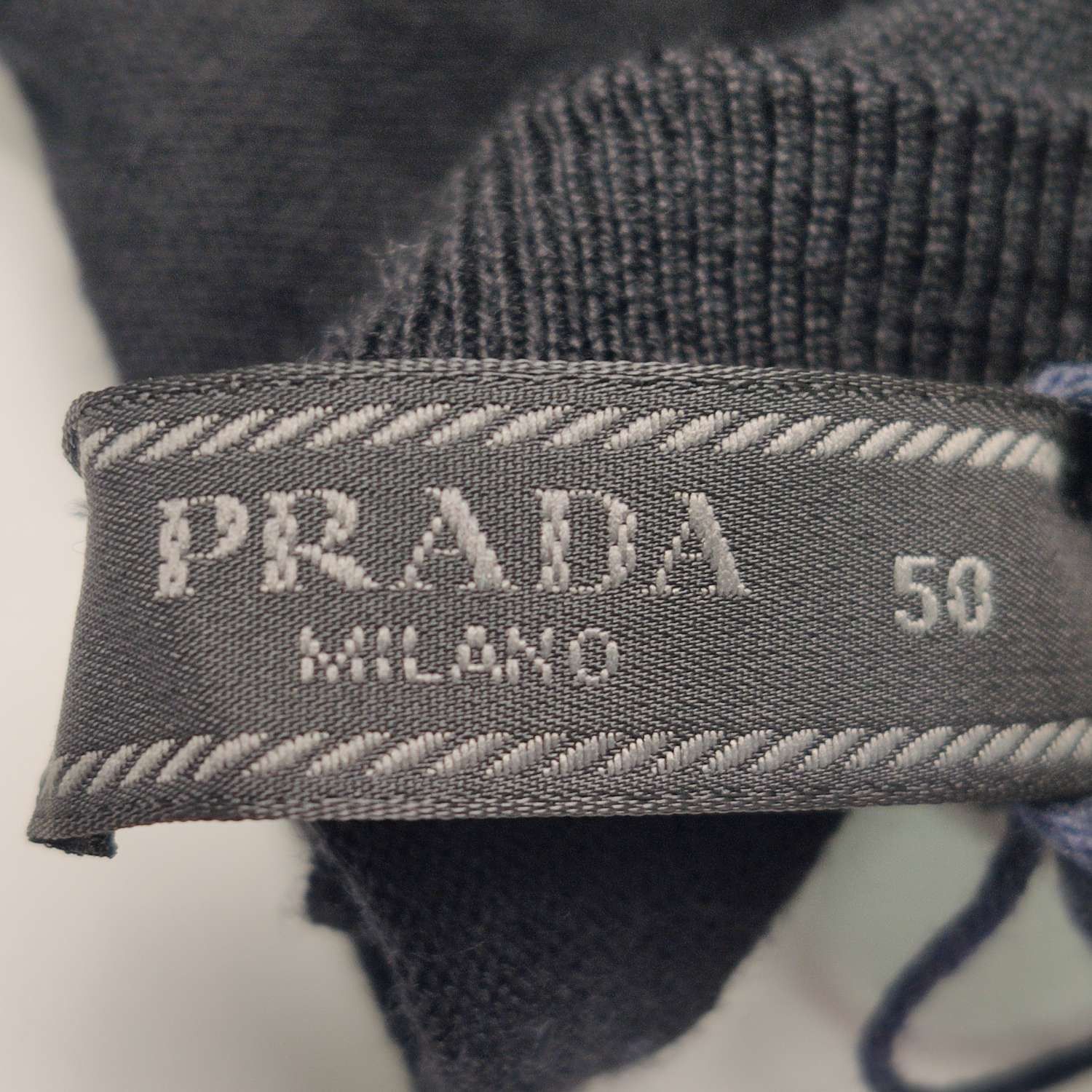 Prada Classic Black Wool Crewneck Sweater Size US M / EU 48-50 / 2 - 4 Thumbnail