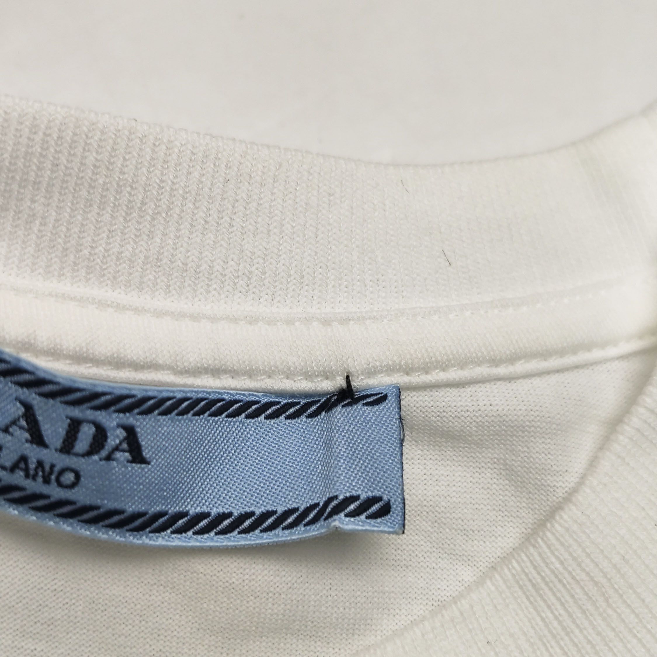 Prada Minimalist White Logo Pocket Tee Size US XS / EU 42 / 0 - 12 Thumbnail