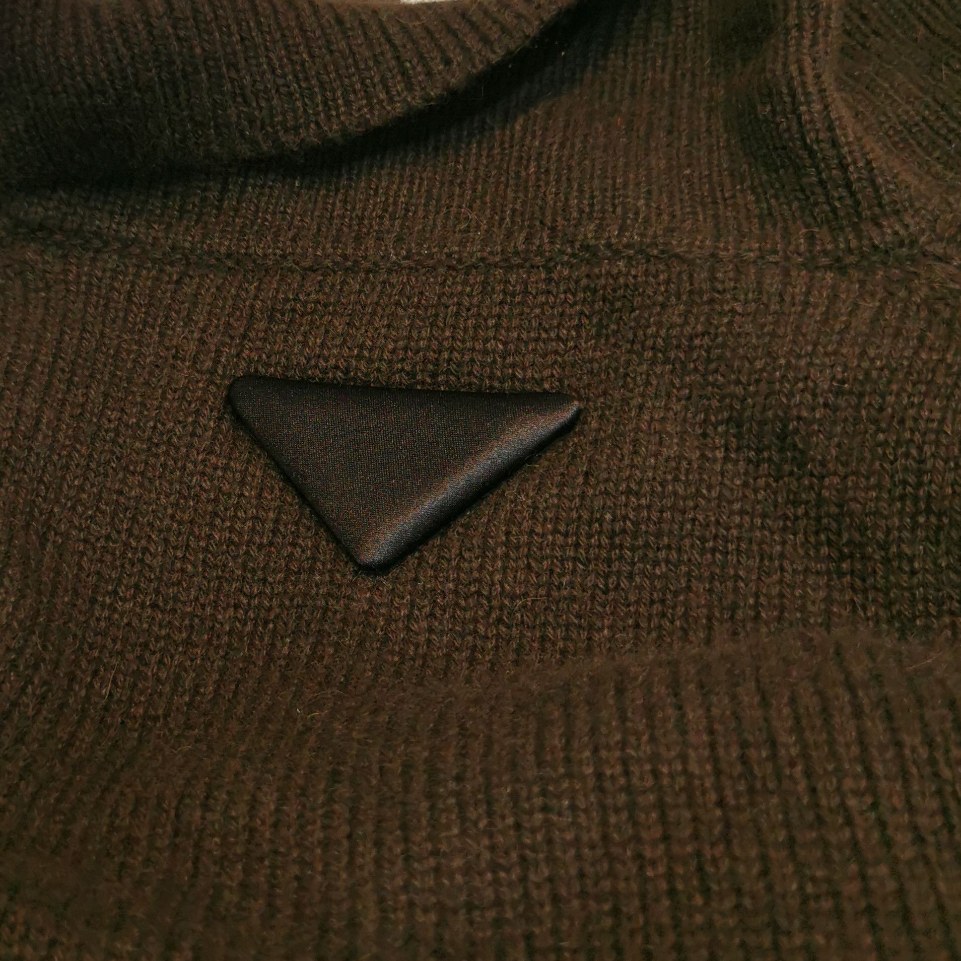 Prada Cashmere Logo Polo Sweater in Brown Size US M / EU 48-50 / 2 - 3 Thumbnail