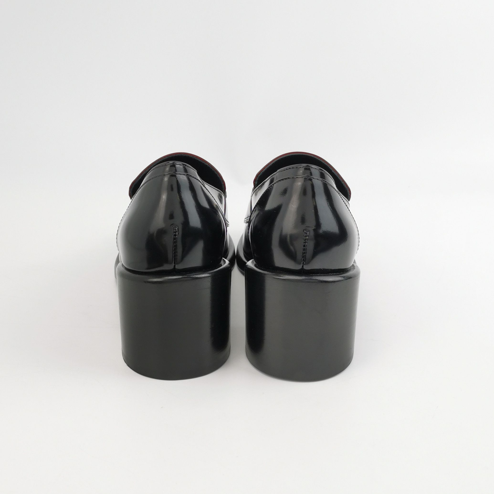 Gucci Gucci Women 7-5 Flats Size US 7.5 / IT 37.5 - 4 Thumbnail