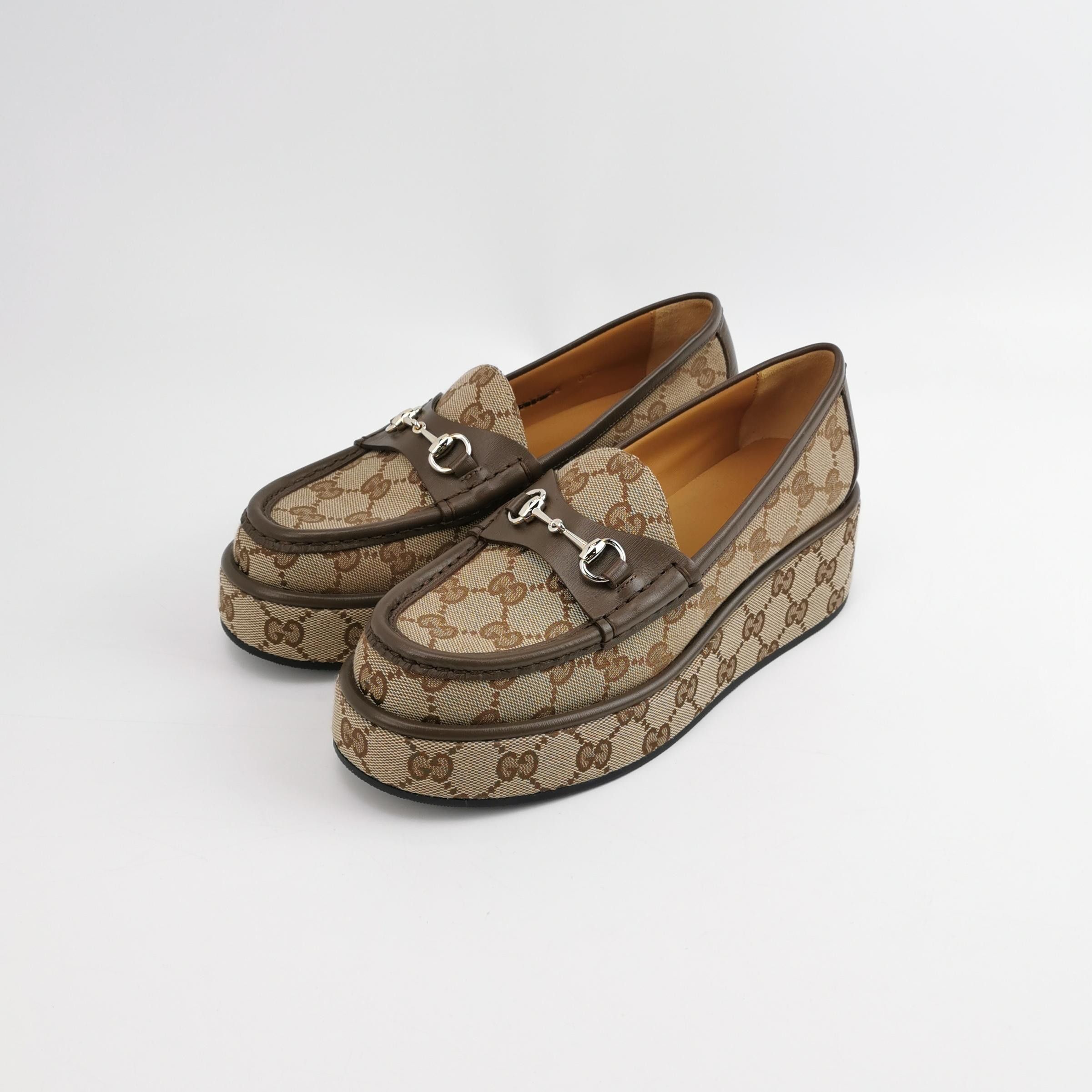 Gucci Gucci Women 6 Lowtop Sneakers Size US 6 / IT 36 - 2 Thumbnail