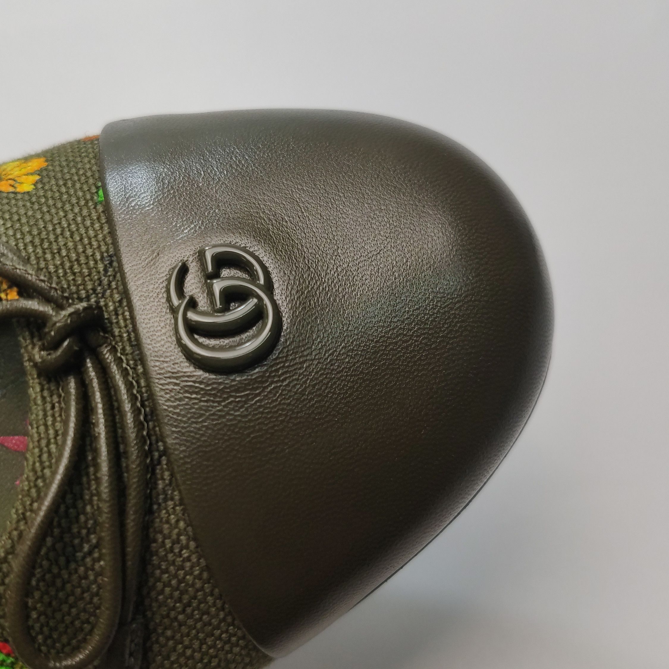 Gucci Gucci Women 7-5 Flats Size US 7.5 / IT 37.5 - 8 Thumbnail