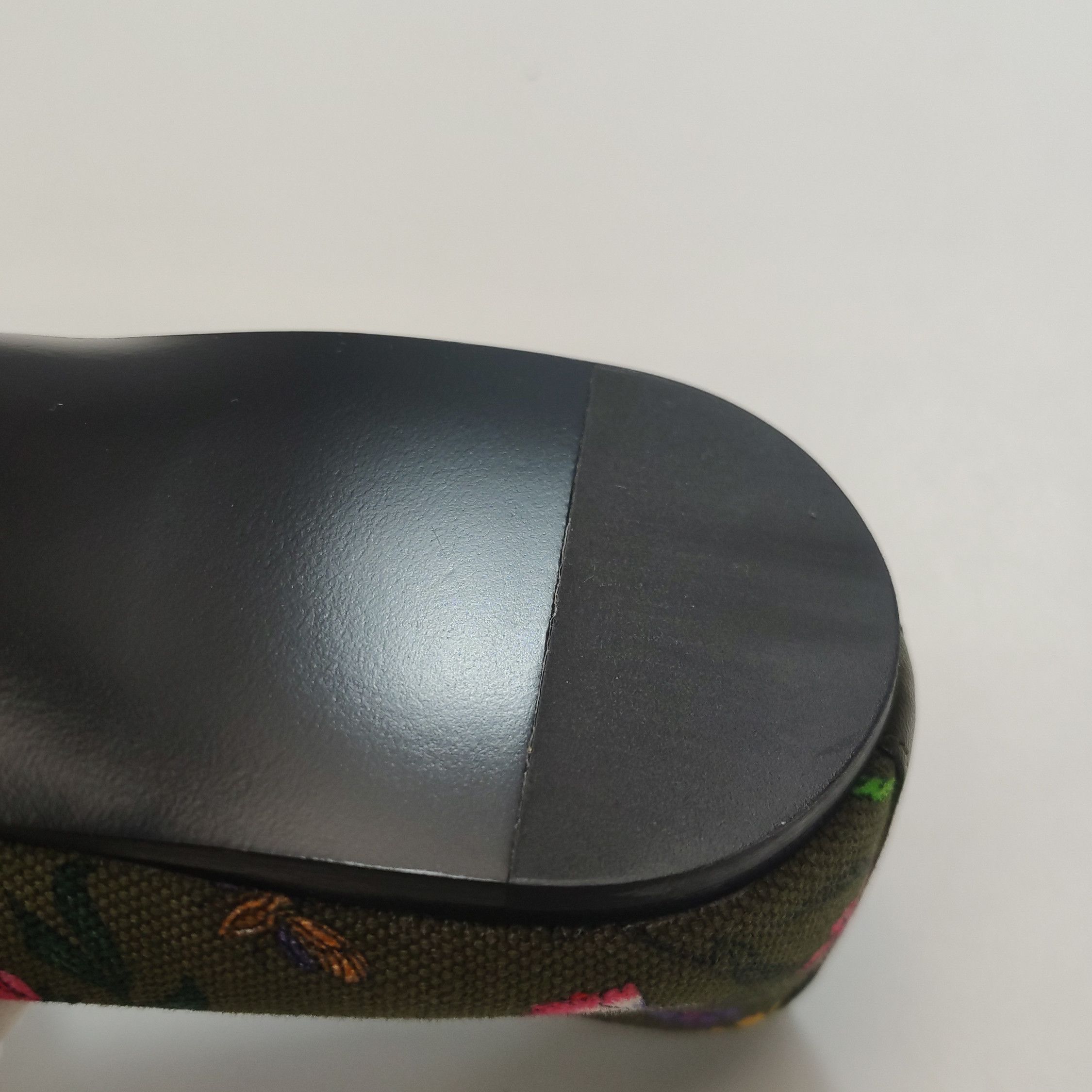 Gucci Gucci Women 7 Flats Size US 7 / IT 37 - 7 Thumbnail