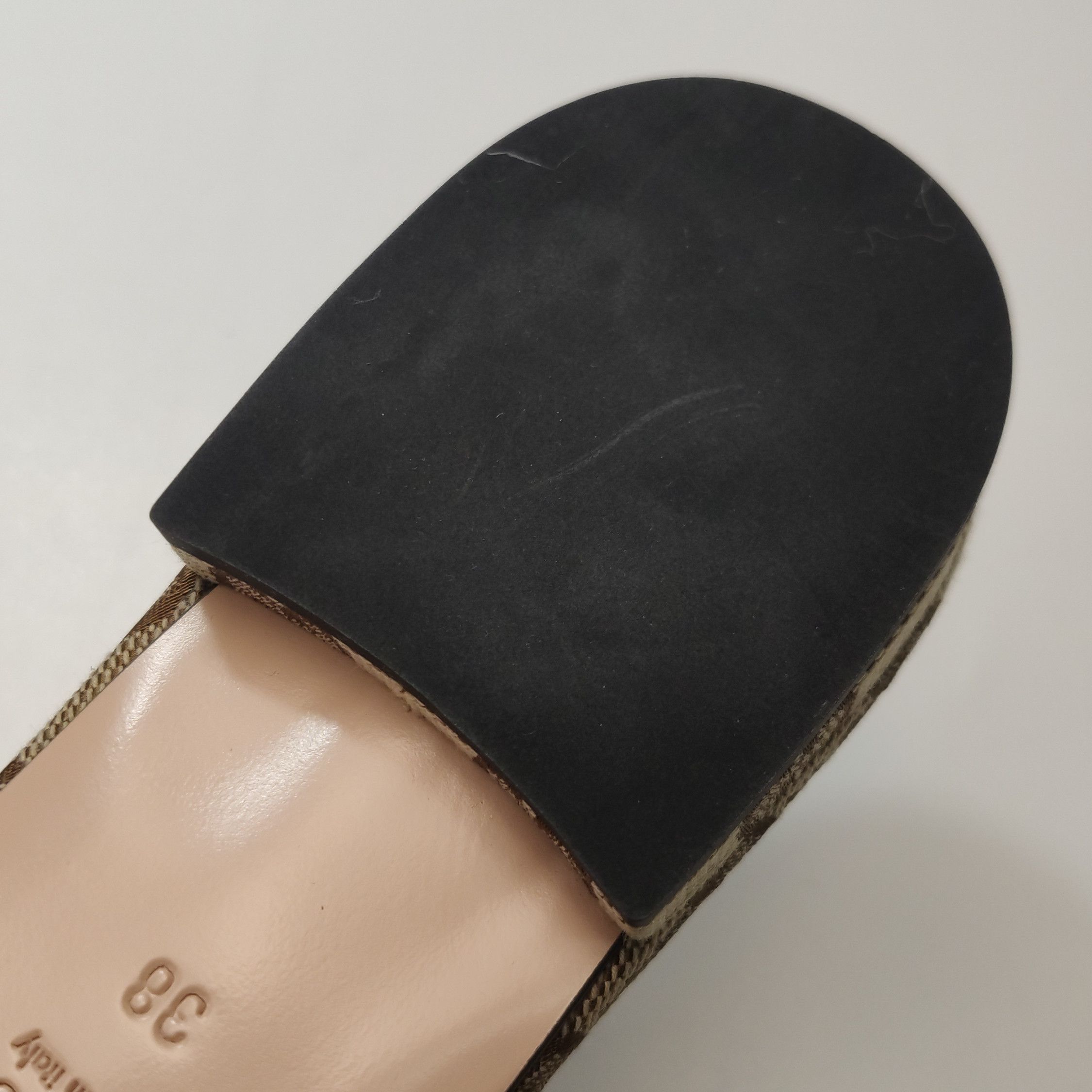 Gucci Gucci Women 8 Sandals Size US 8 / IT 38 - 7 Thumbnail