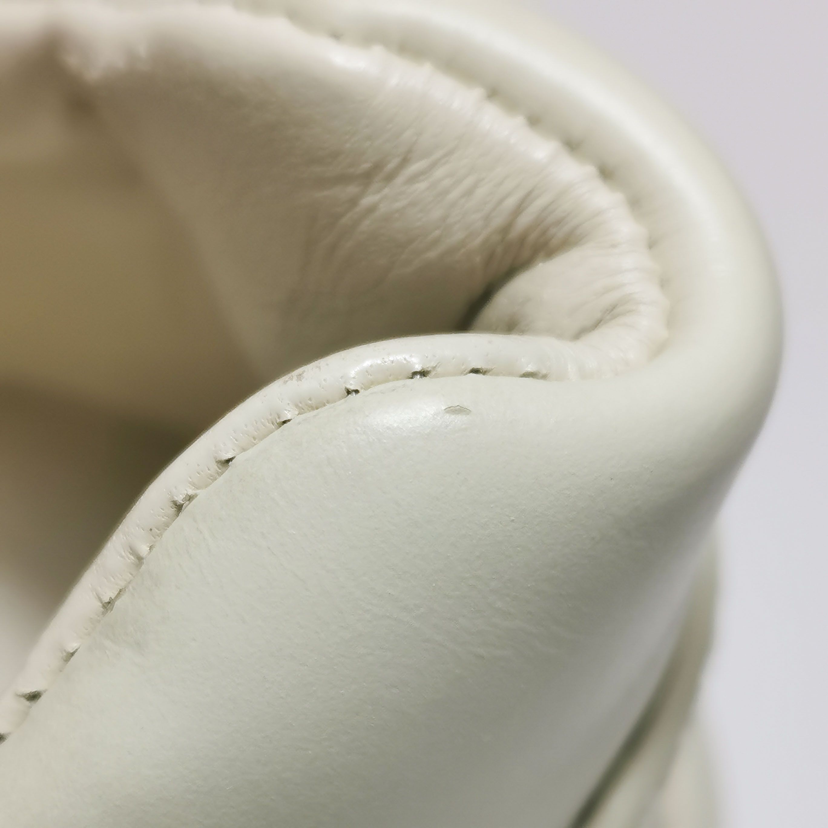 Gucci Gucci Women 6 Lowtop Sneakers Size US 6 / IT 36 - 9 Thumbnail
