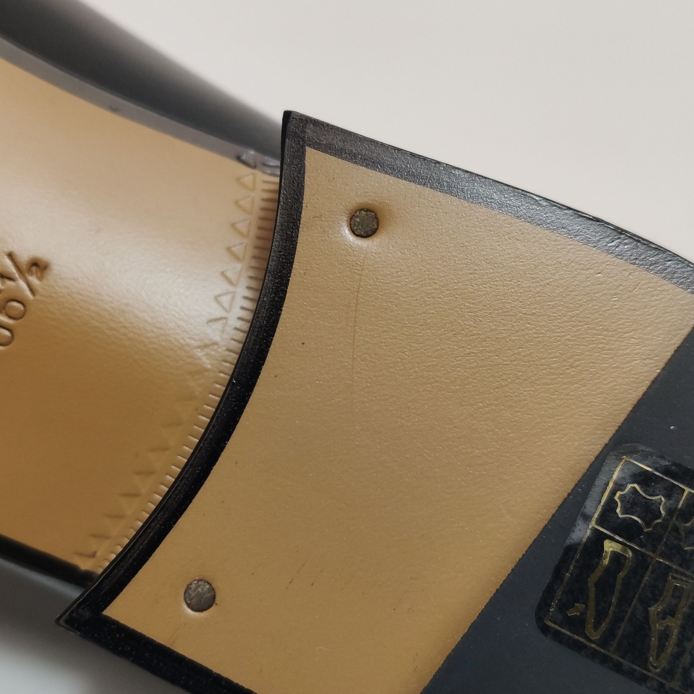 Gucci Gucci Women 6-5 Flats Size US 6.5 / IT 36.5 - 10 Thumbnail