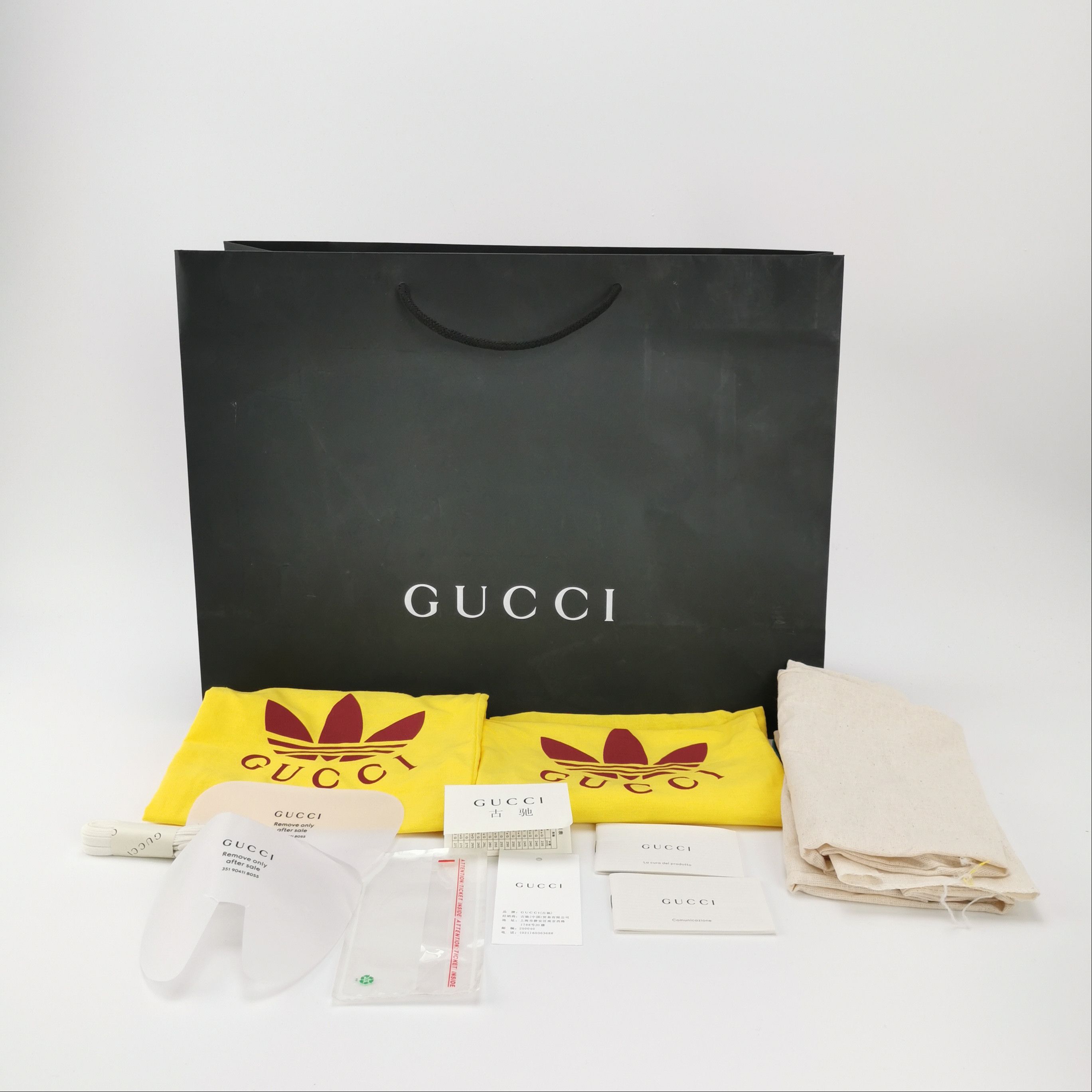 Gucci Gucci Women 6-5 Lowtop Sneakers Size US 6.5 / IT 36.5 - 6 Thumbnail