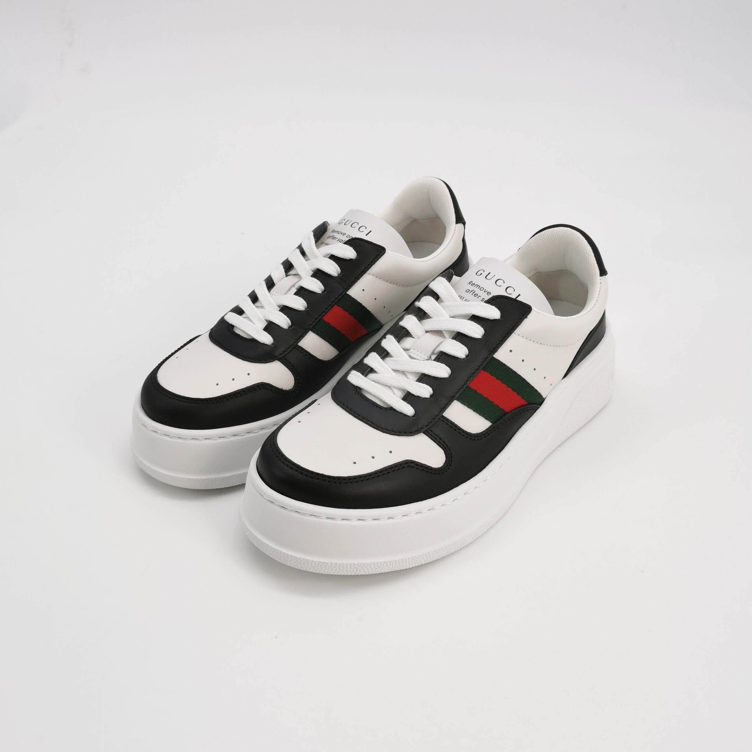 Gucci Gucci Women 7-5 Lowtop Sneakers Size US 7.5 / IT 37.5 - 2 Thumbnail