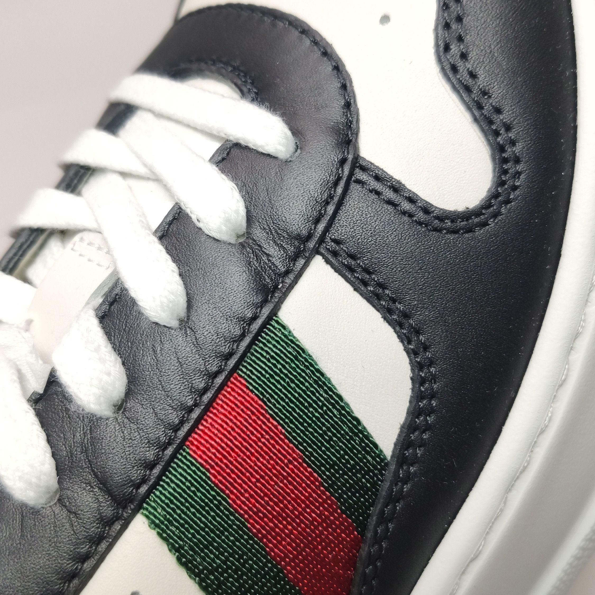 Gucci Gucci Women 7-5 Lowtop Sneakers Size US 7.5 / IT 37.5 - 9 Thumbnail