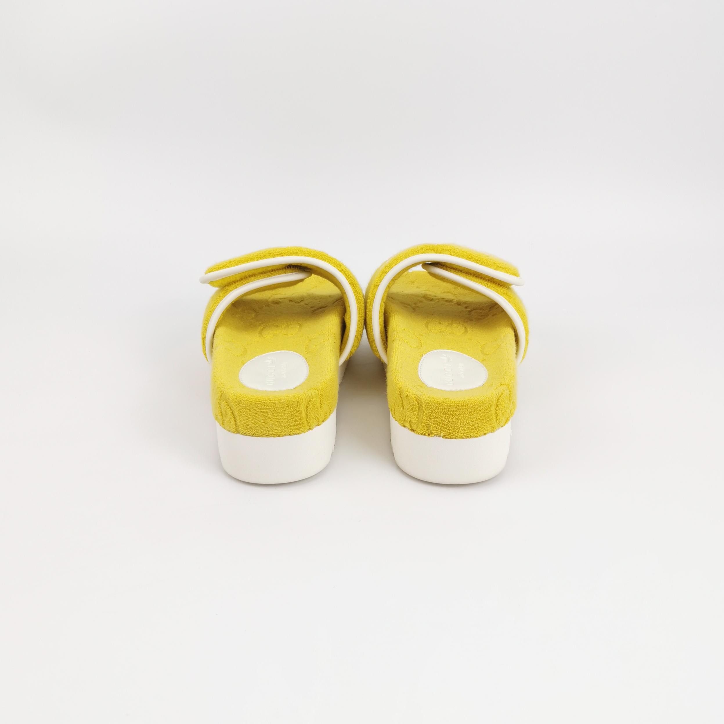 Gucci Gucci Women 7 Sandals Size US 7 / IT 37 - 4 Thumbnail