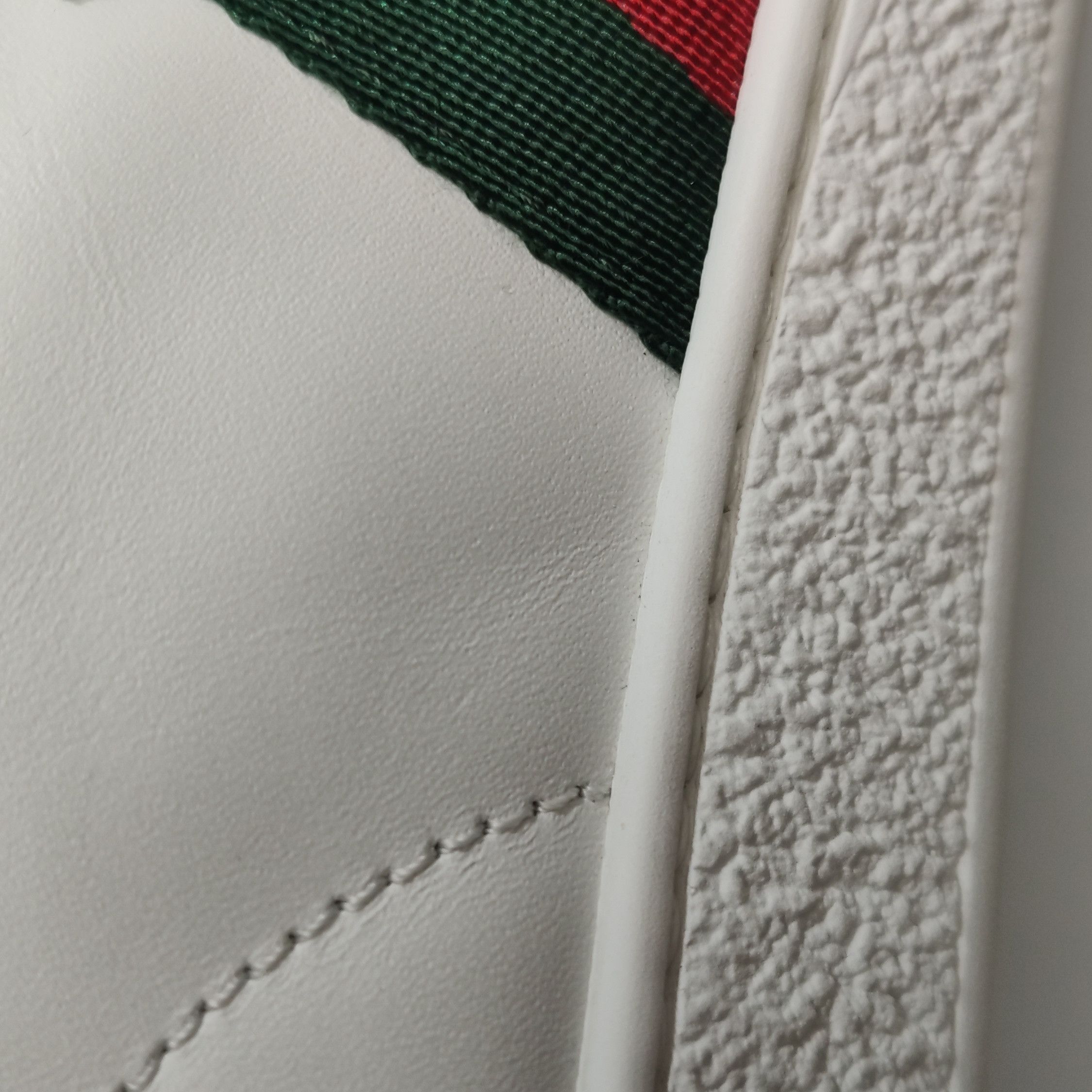 Gucci Gucci Women 6-5 Lowtop Sneakers Size US 6.5 / IT 36.5 - 11 Thumbnail