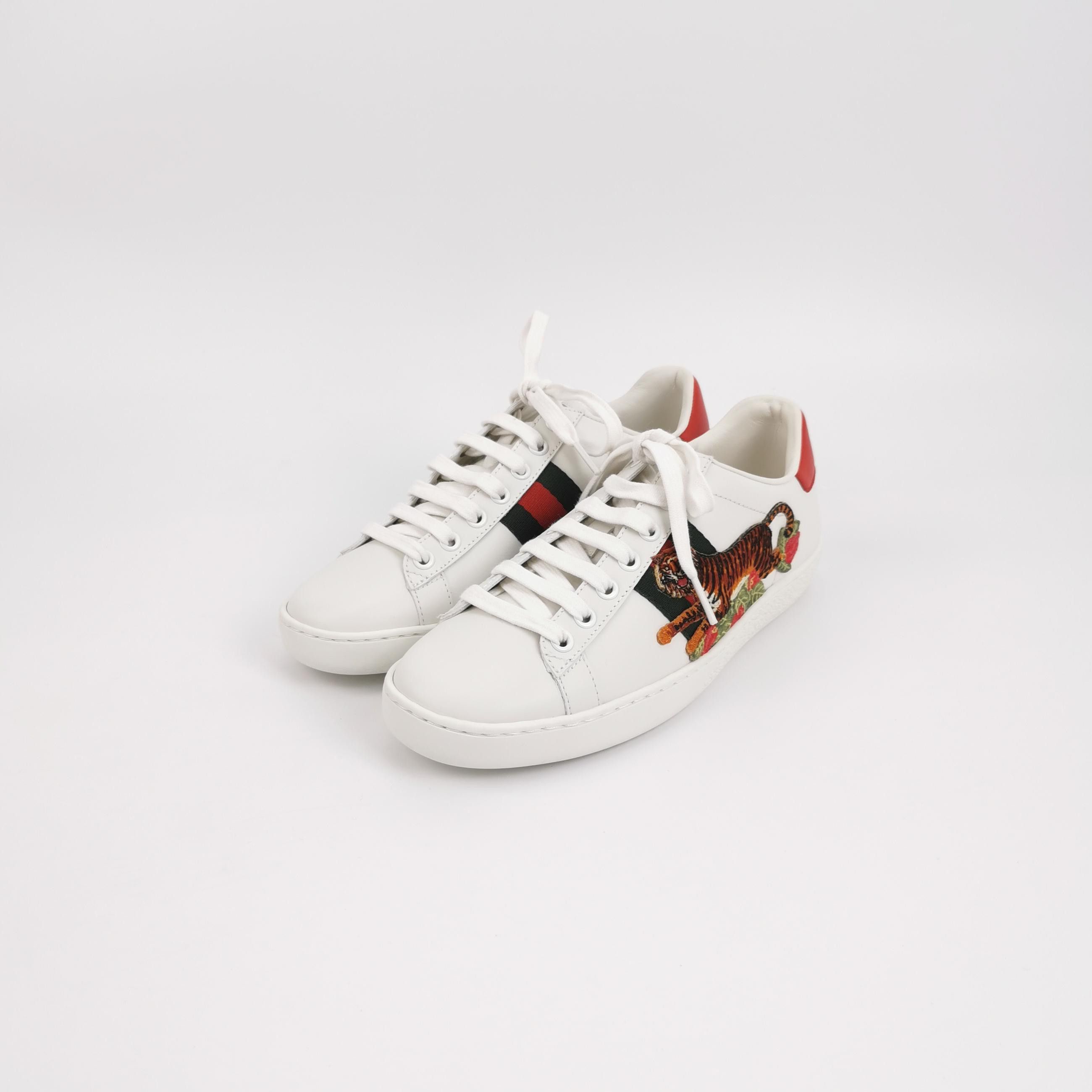 Gucci Gucci Women 5-5 Lowtop Sneakers Size US 5.5 / IT 35.5 - 2 Thumbnail