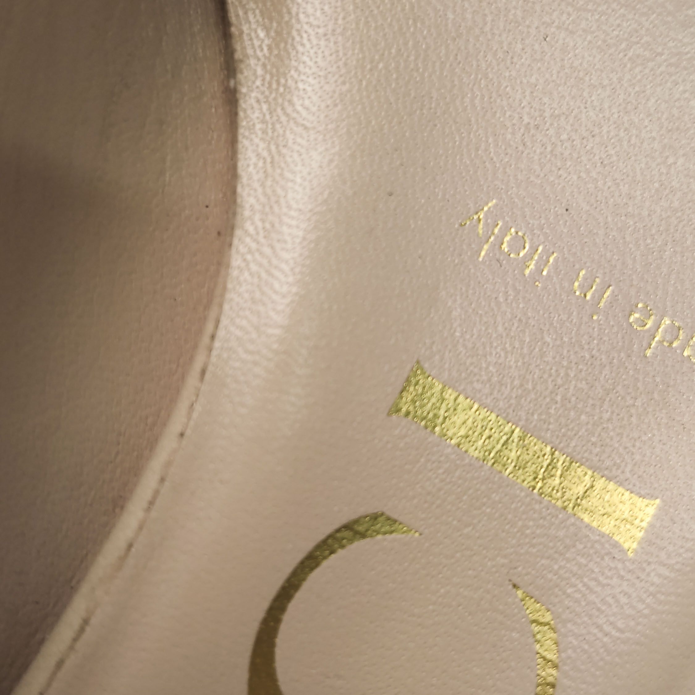 Gucci Gucci Women 5-5 Flats Size US 5.5 / IT 35.5 - 11 Thumbnail