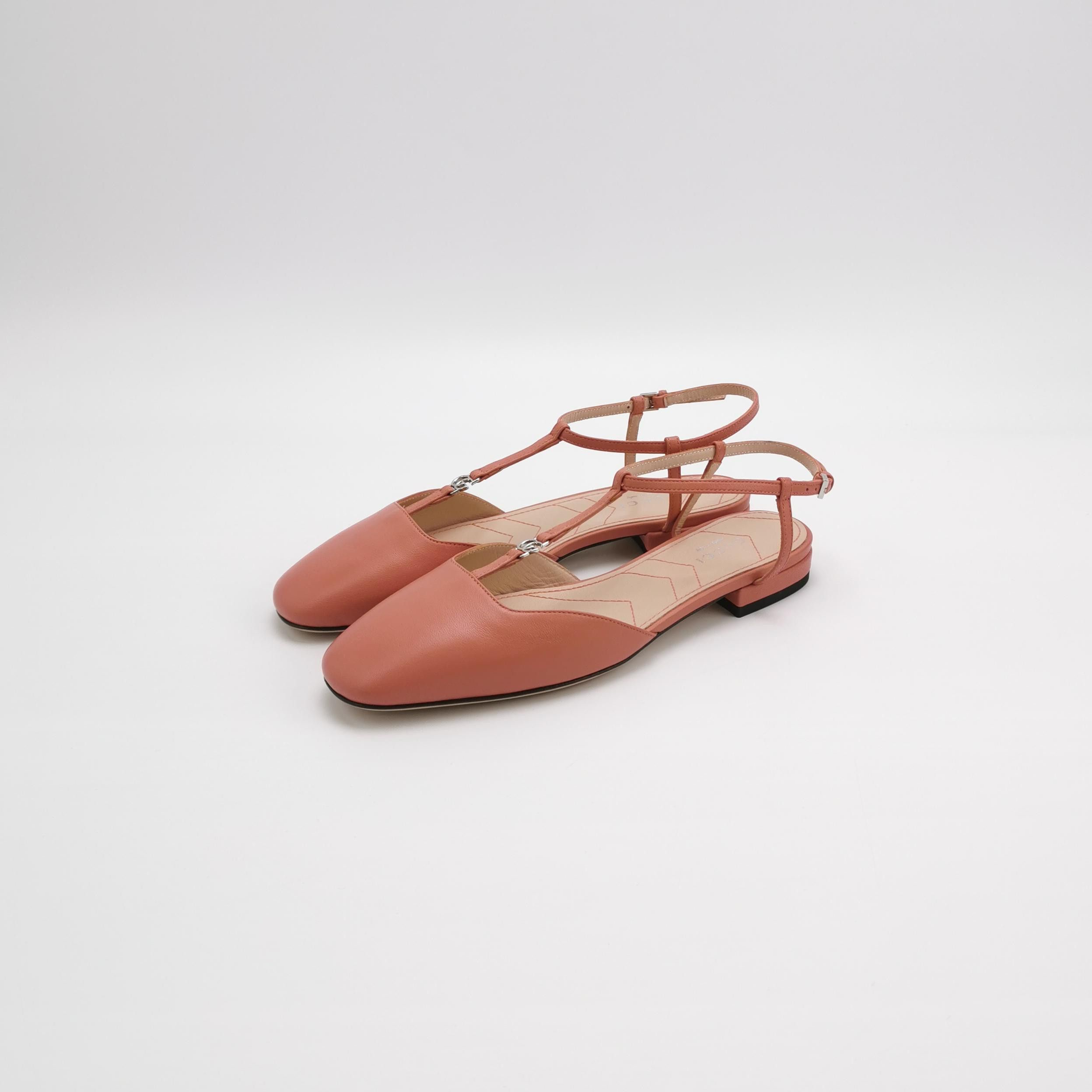 Gucci Gucci Women 5-5 Flats Size US 5.5 / IT 35.5 - 2 Thumbnail