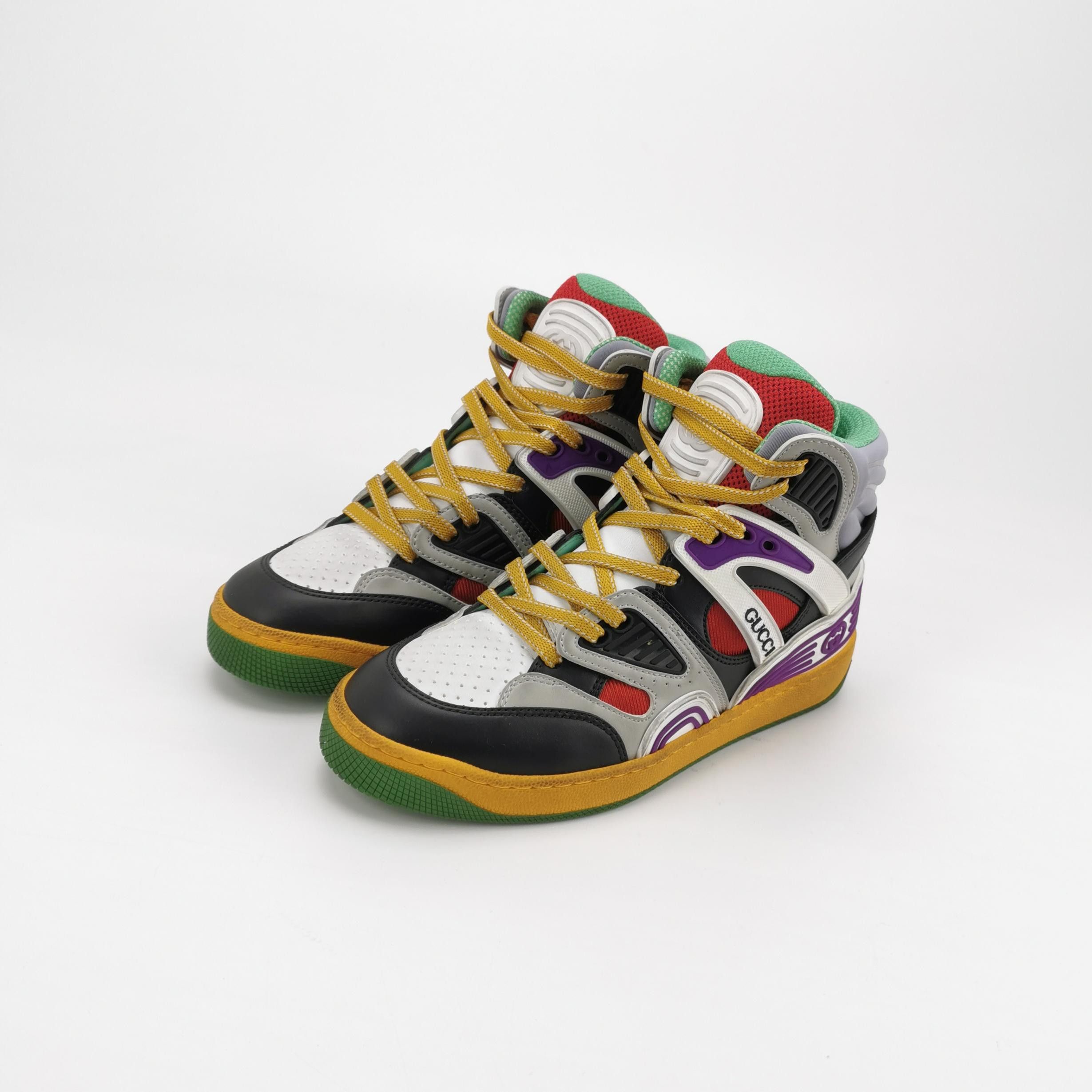 Gucci Gucci Women 5 Lowtop Sneakers Size US 5 / IT 35 - 2 Thumbnail